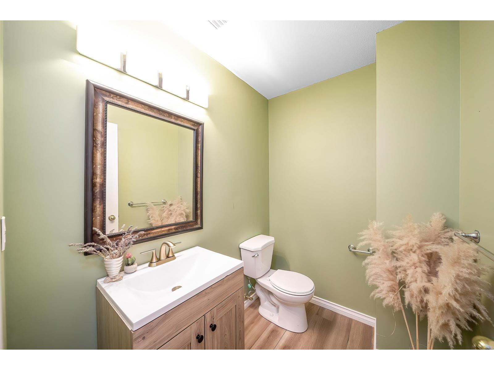 14872 25a Avenue Property Photo 29