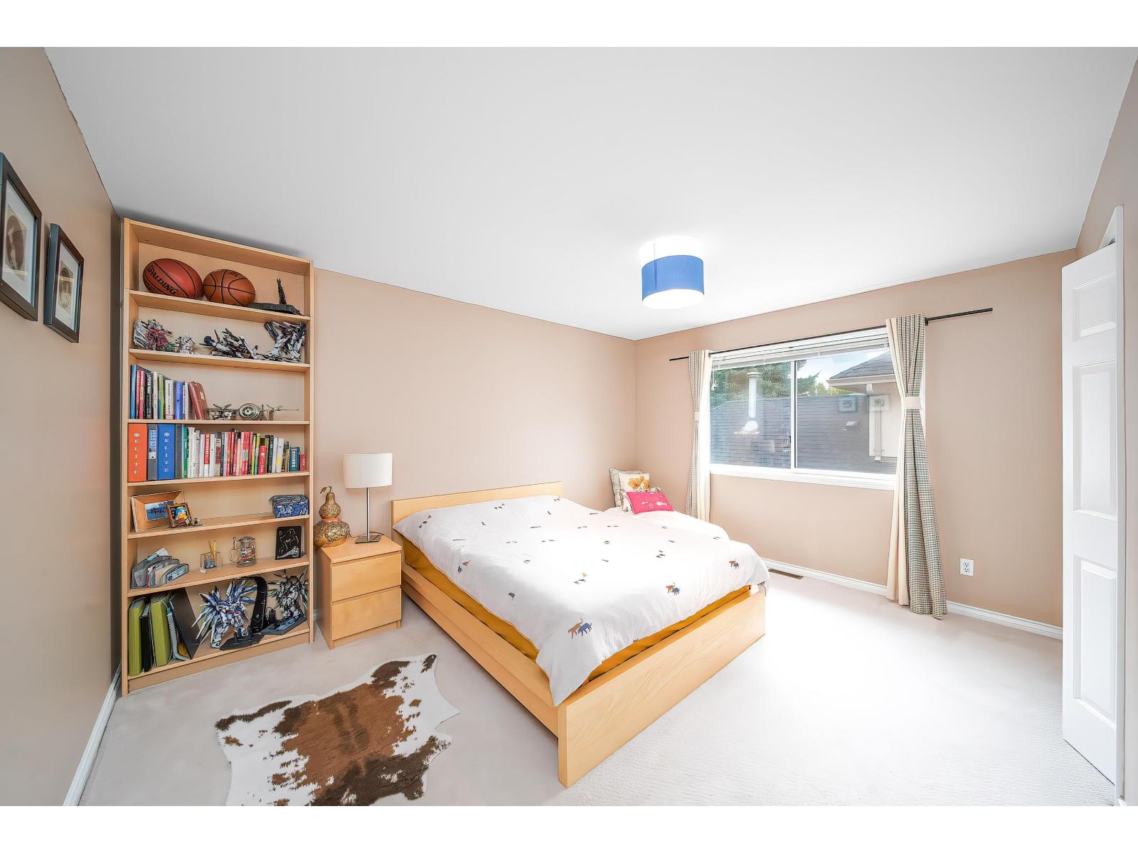 14872 25a Avenue Property Photo 33