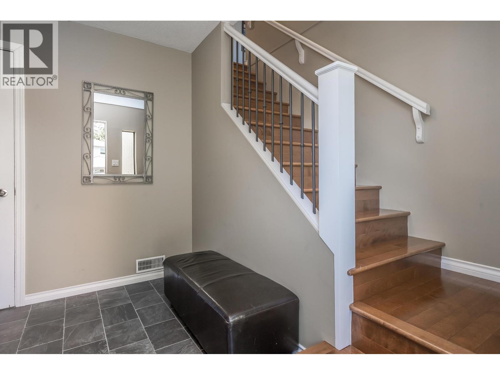 3351 Bowen Drive Property Photo 4