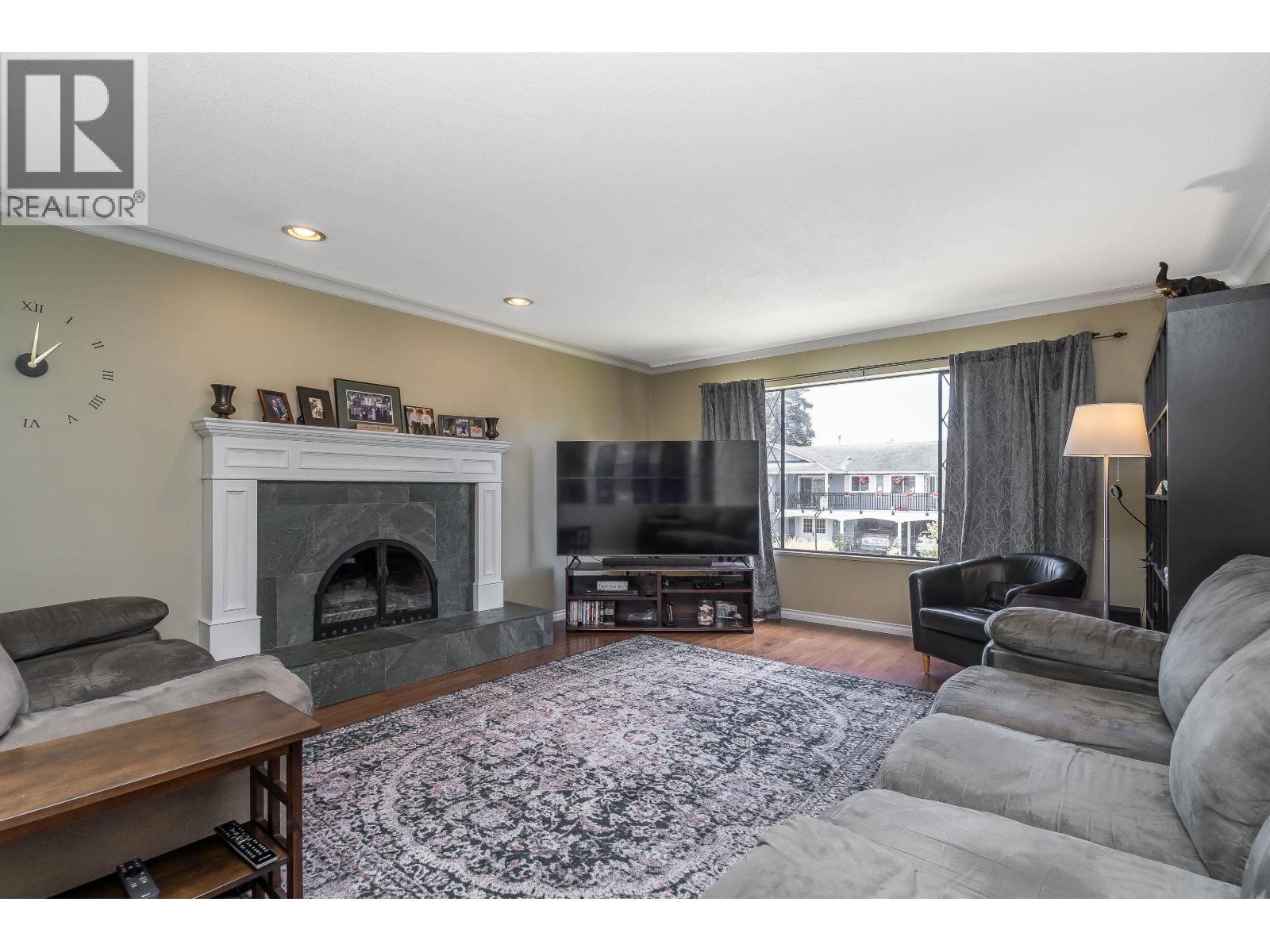 3351 Bowen Drive Property Photo 5