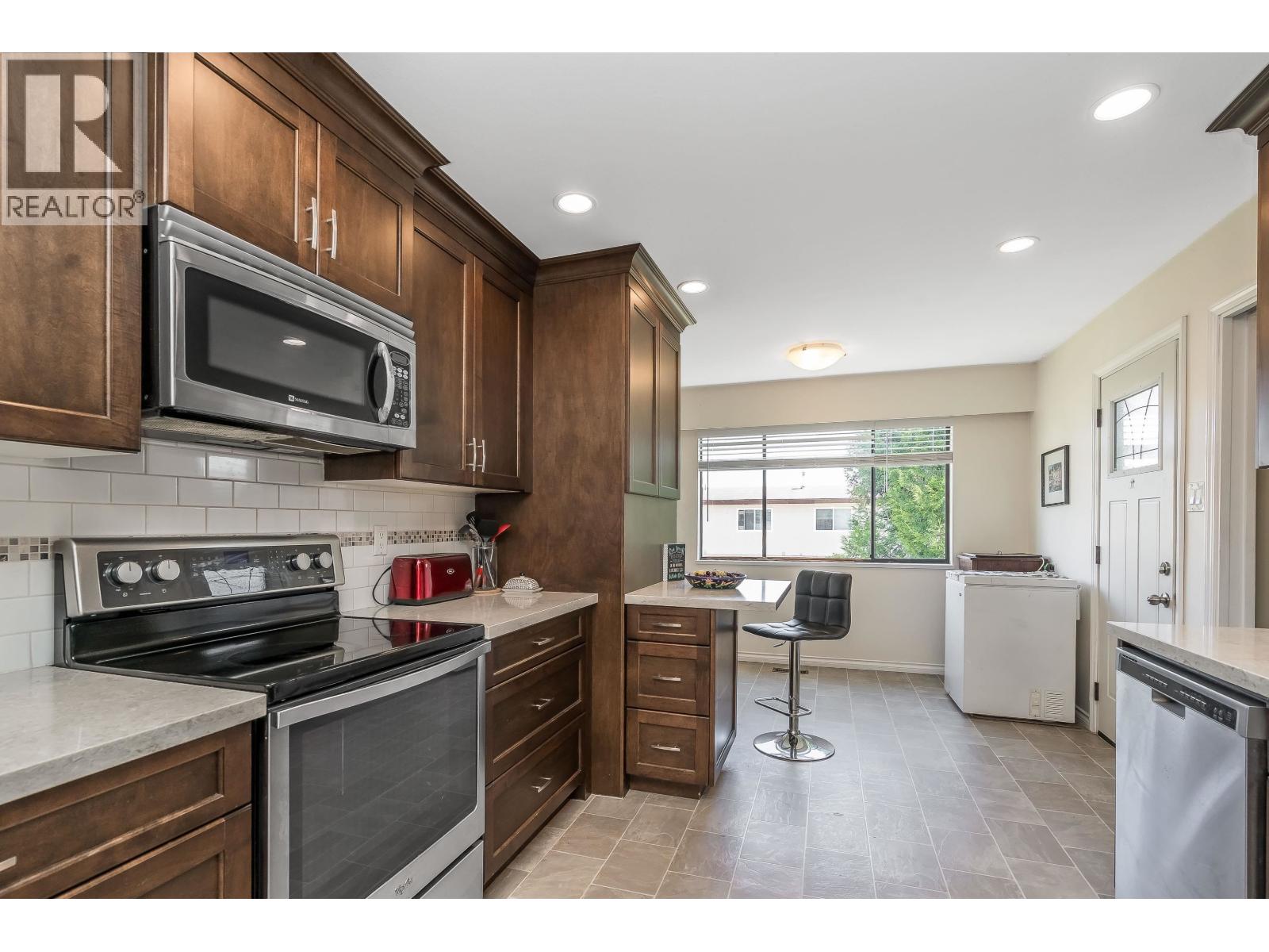 3351 Bowen Drive Property Photo 15