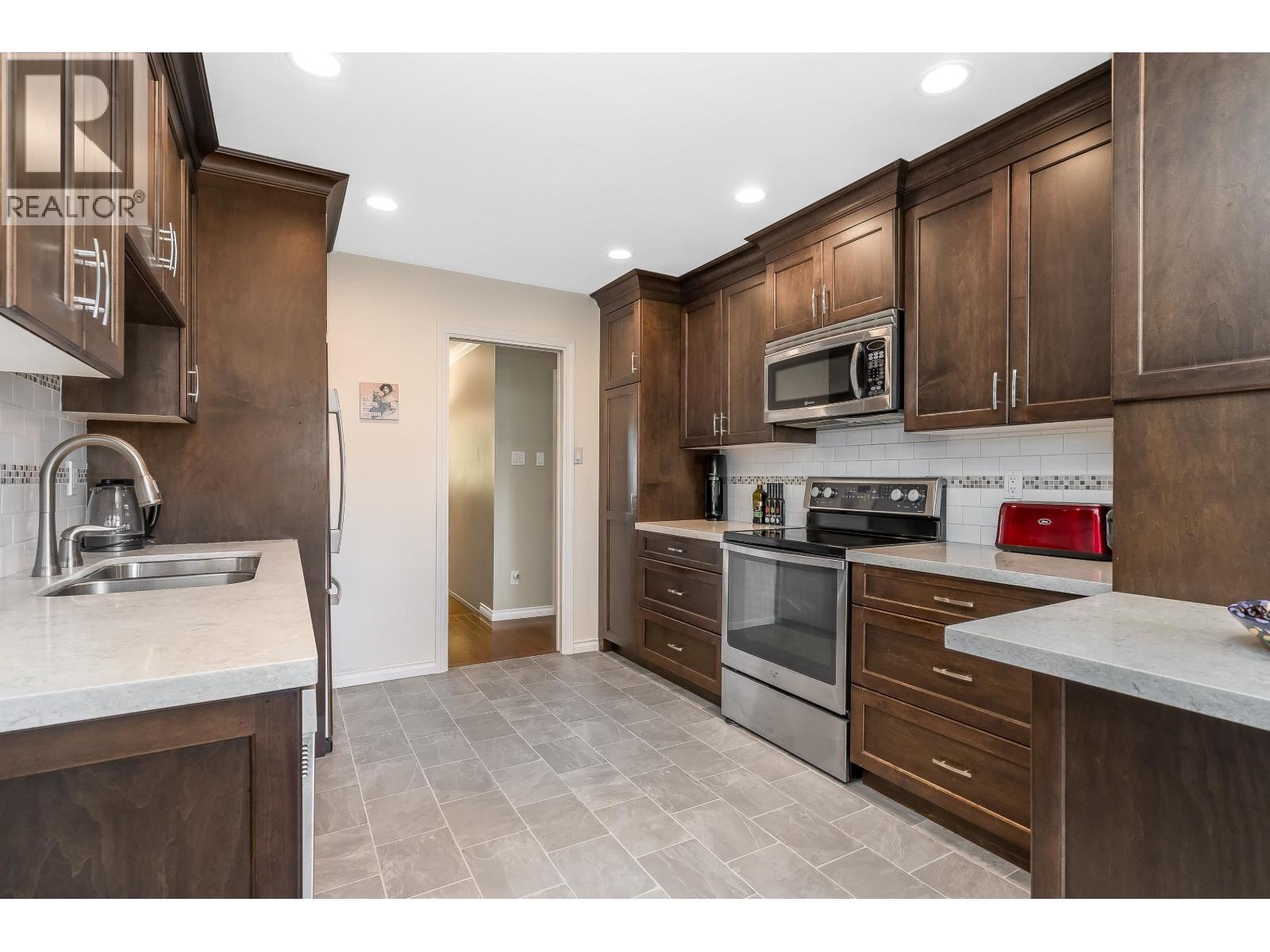 3351 Bowen Drive Property Photo 18