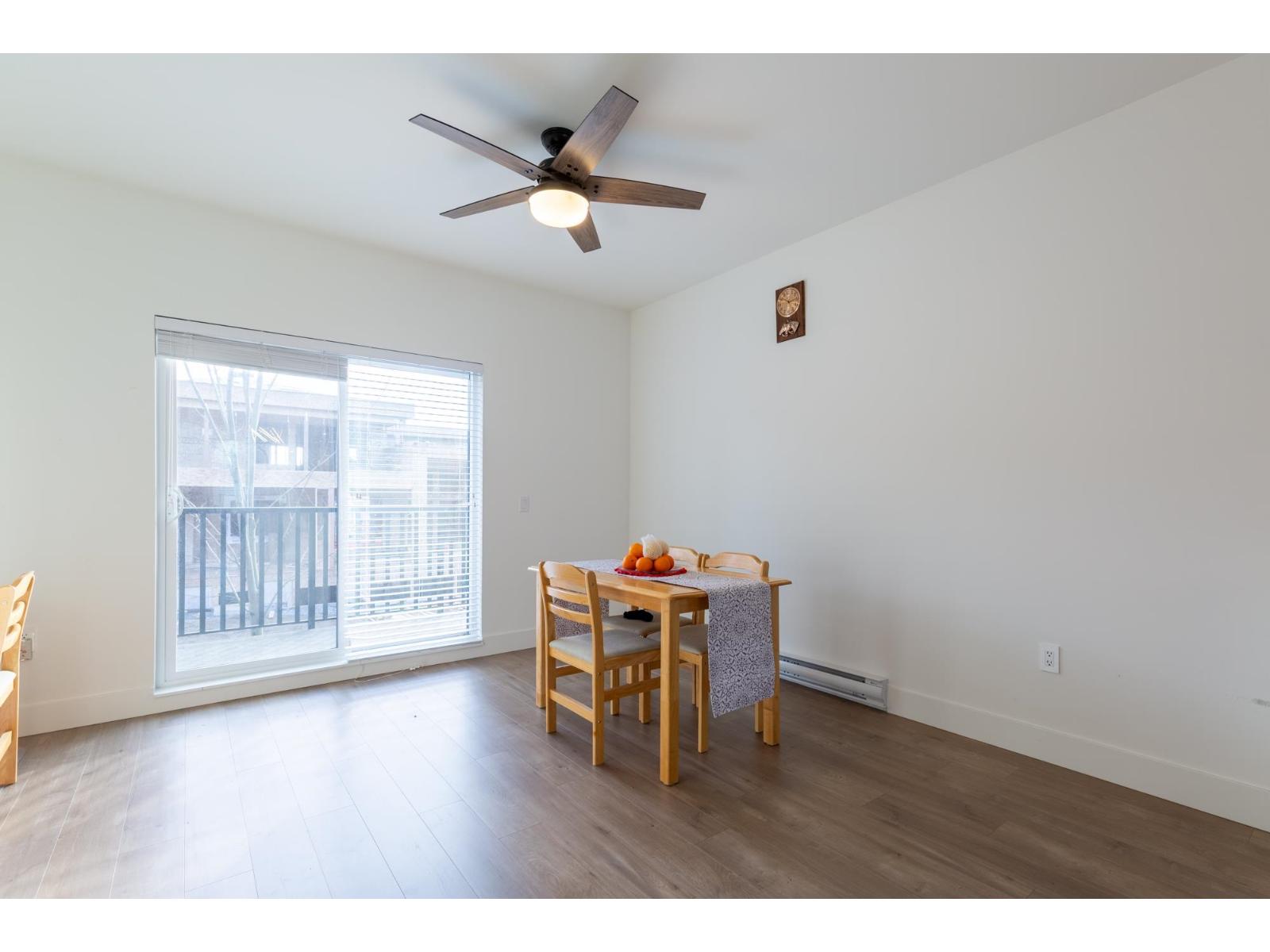 704 2267 Mckenzie Road Property Photo 5
