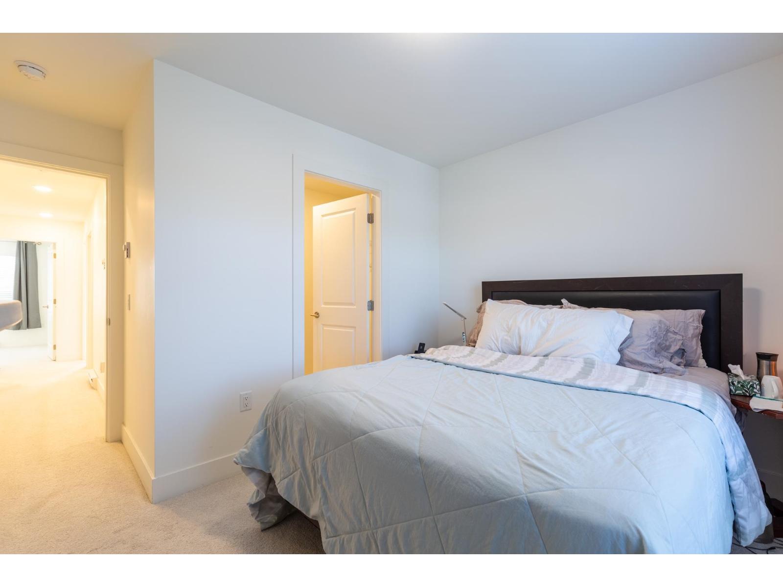 704 2267 Mckenzie Road Property Photo 25