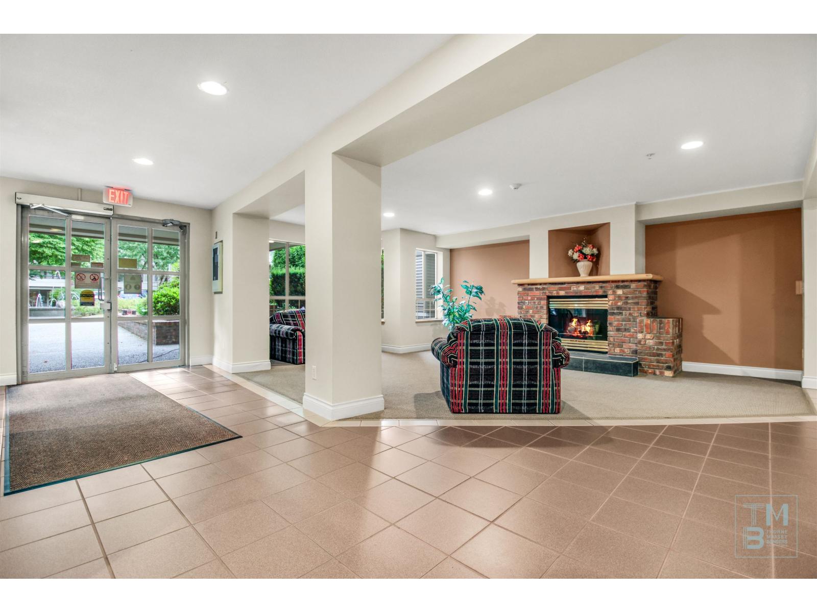 203 22015 48 Avenue Property Photo 3