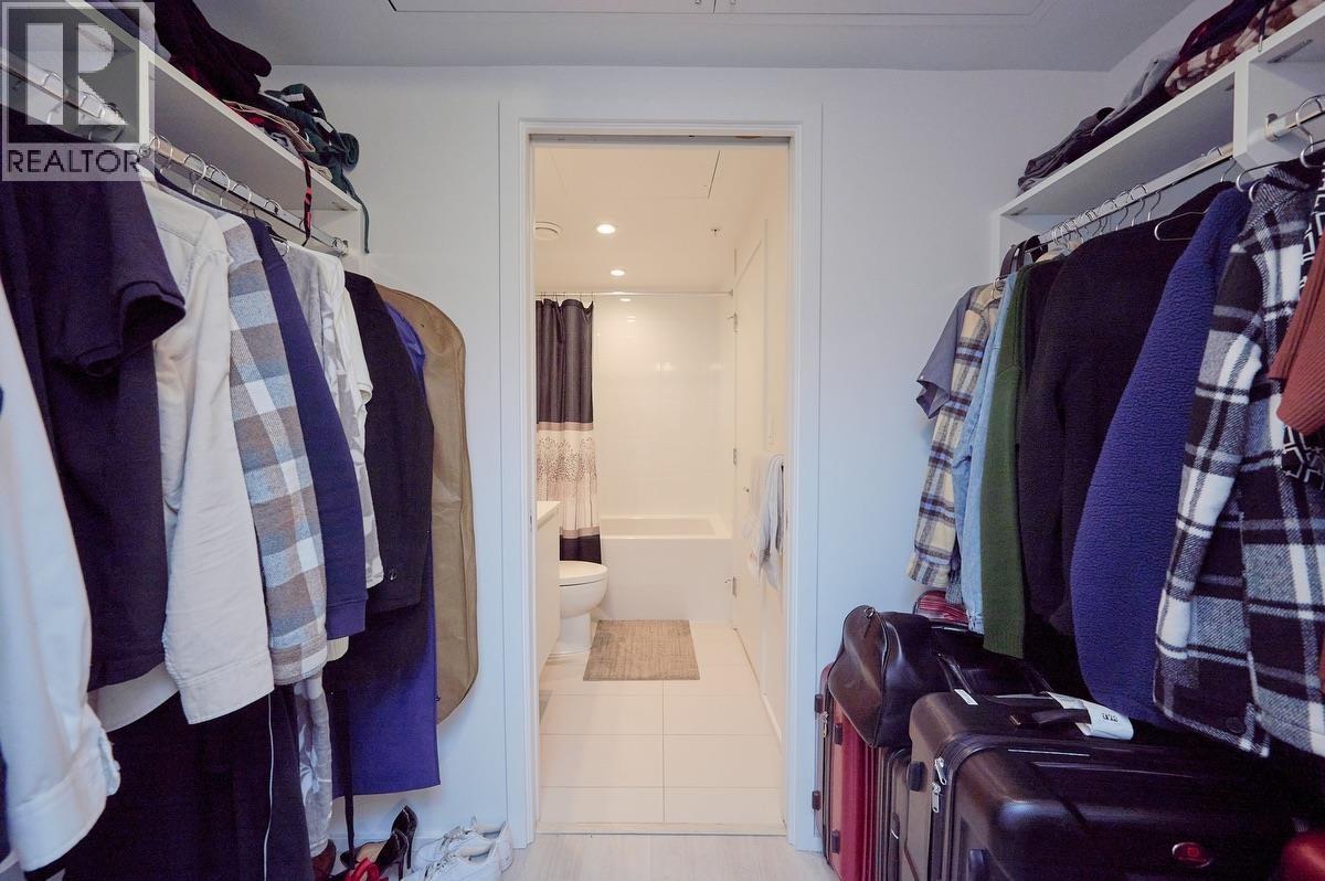 3302 3833 Evergreen Place Property Photo 15