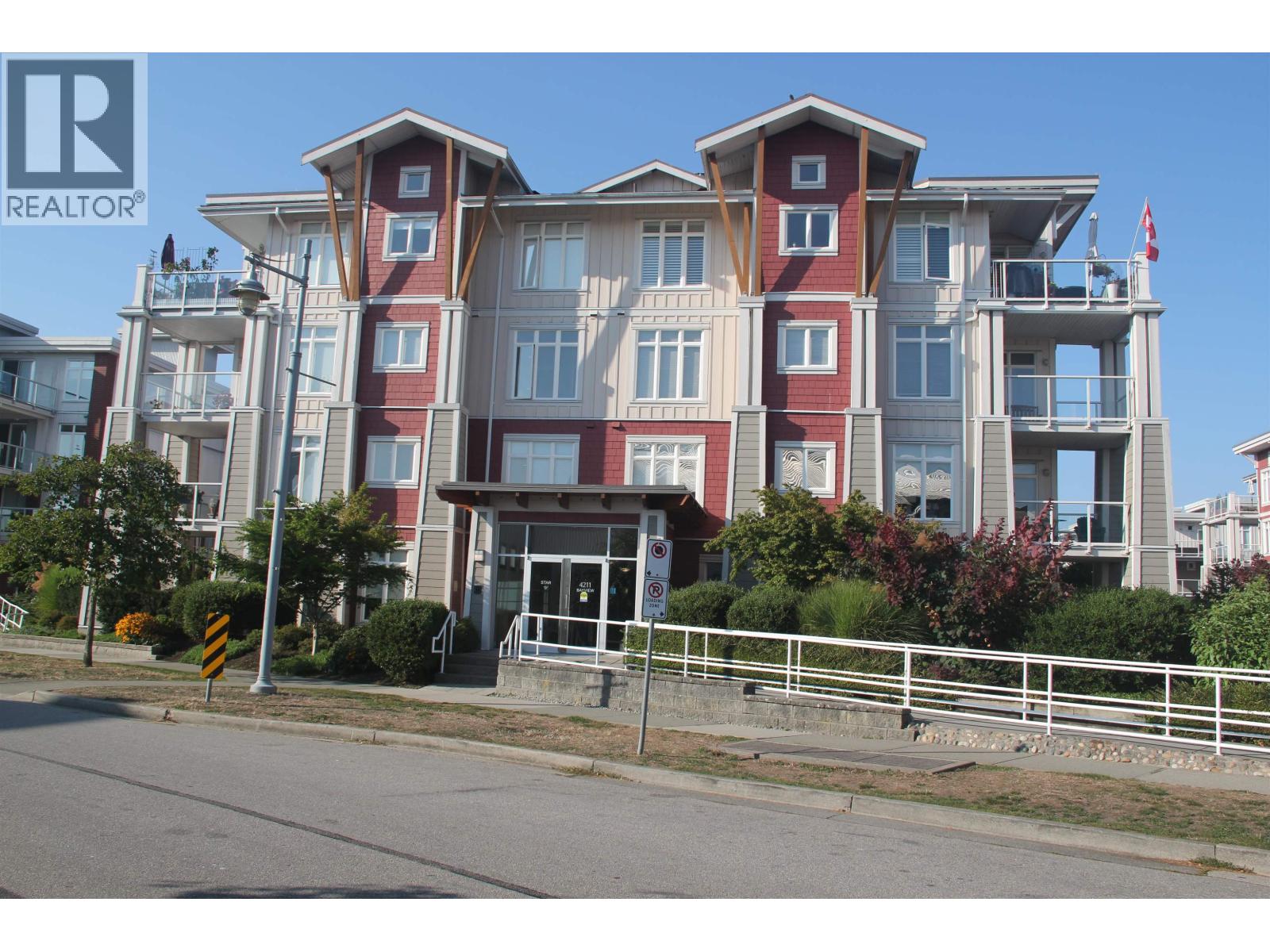 311 4211 Bayview Street Property Photo 1