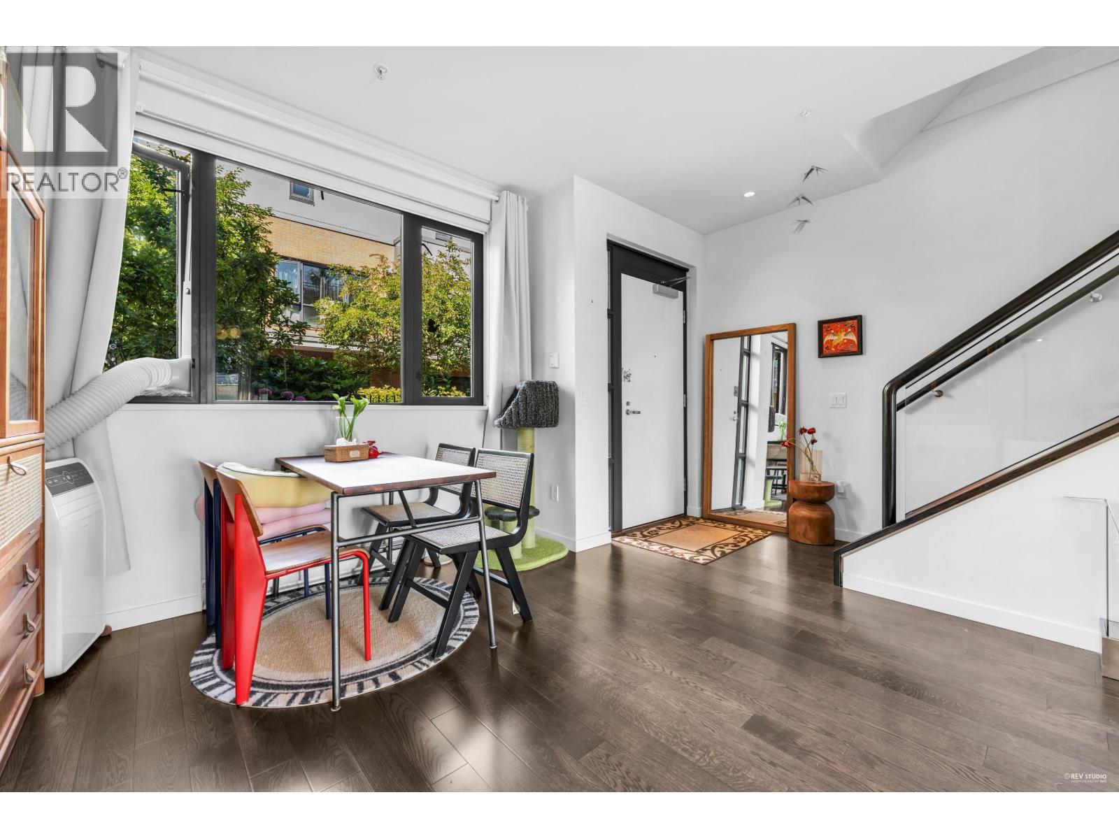 6426 Ash Street Property Photo 11
