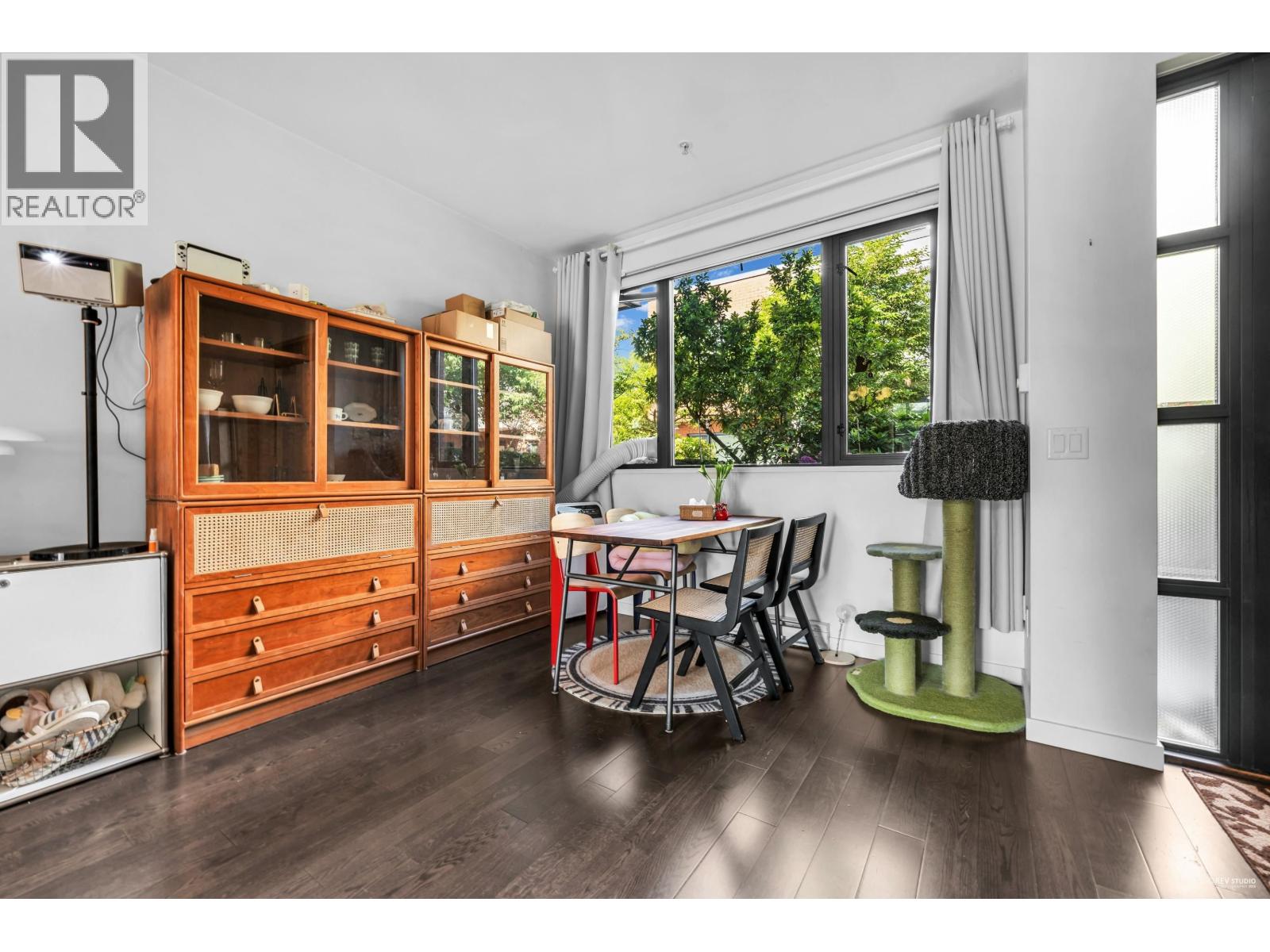 6426 Ash Street Property Photo 12