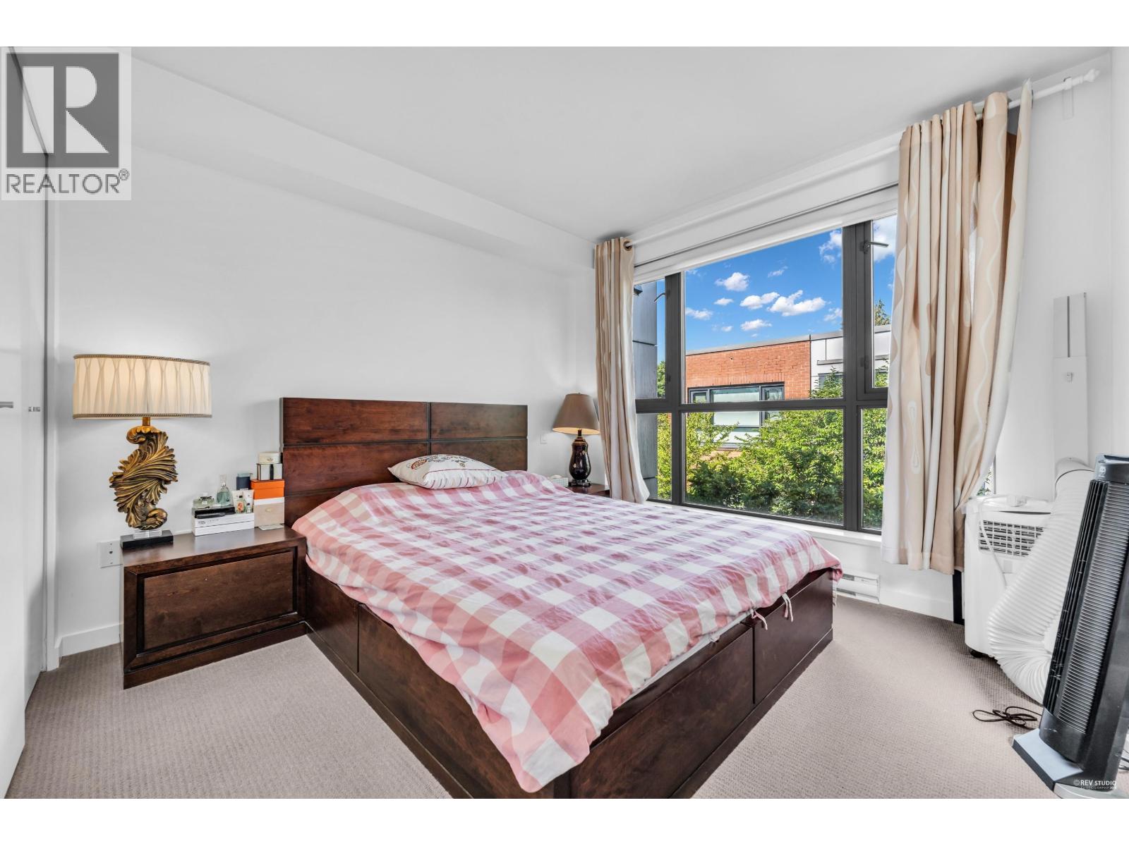 6426 Ash Street Property Photo 16