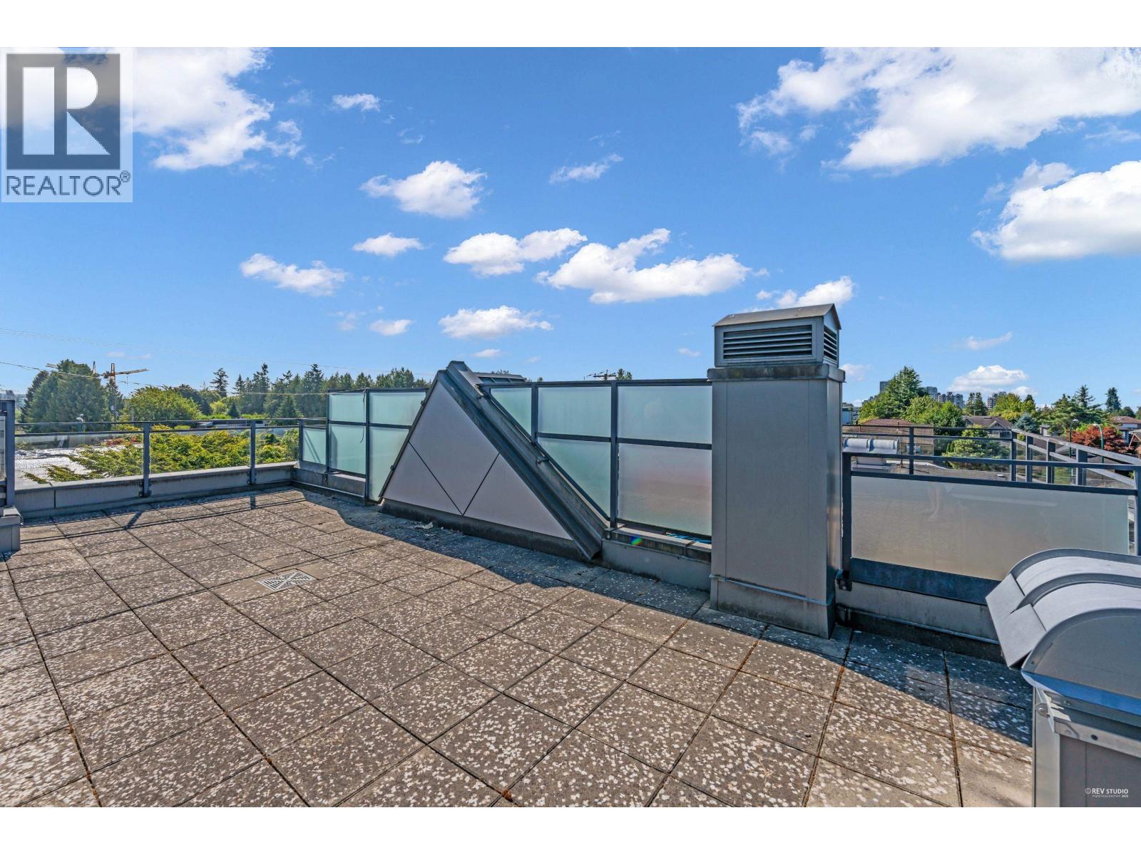 6426 Ash Street Property Photo 18
