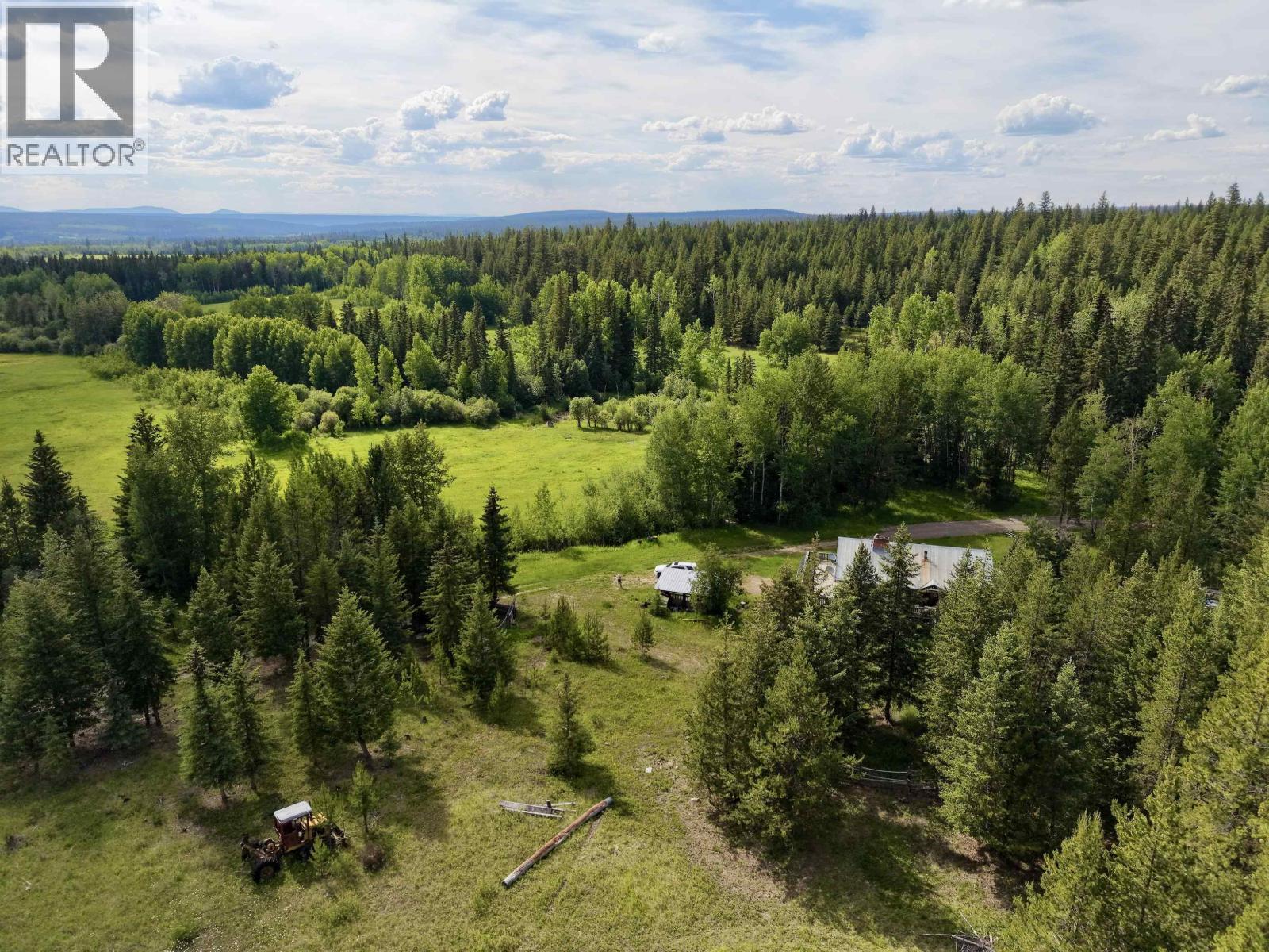 4120 Knife Creek Road Property Photo 1