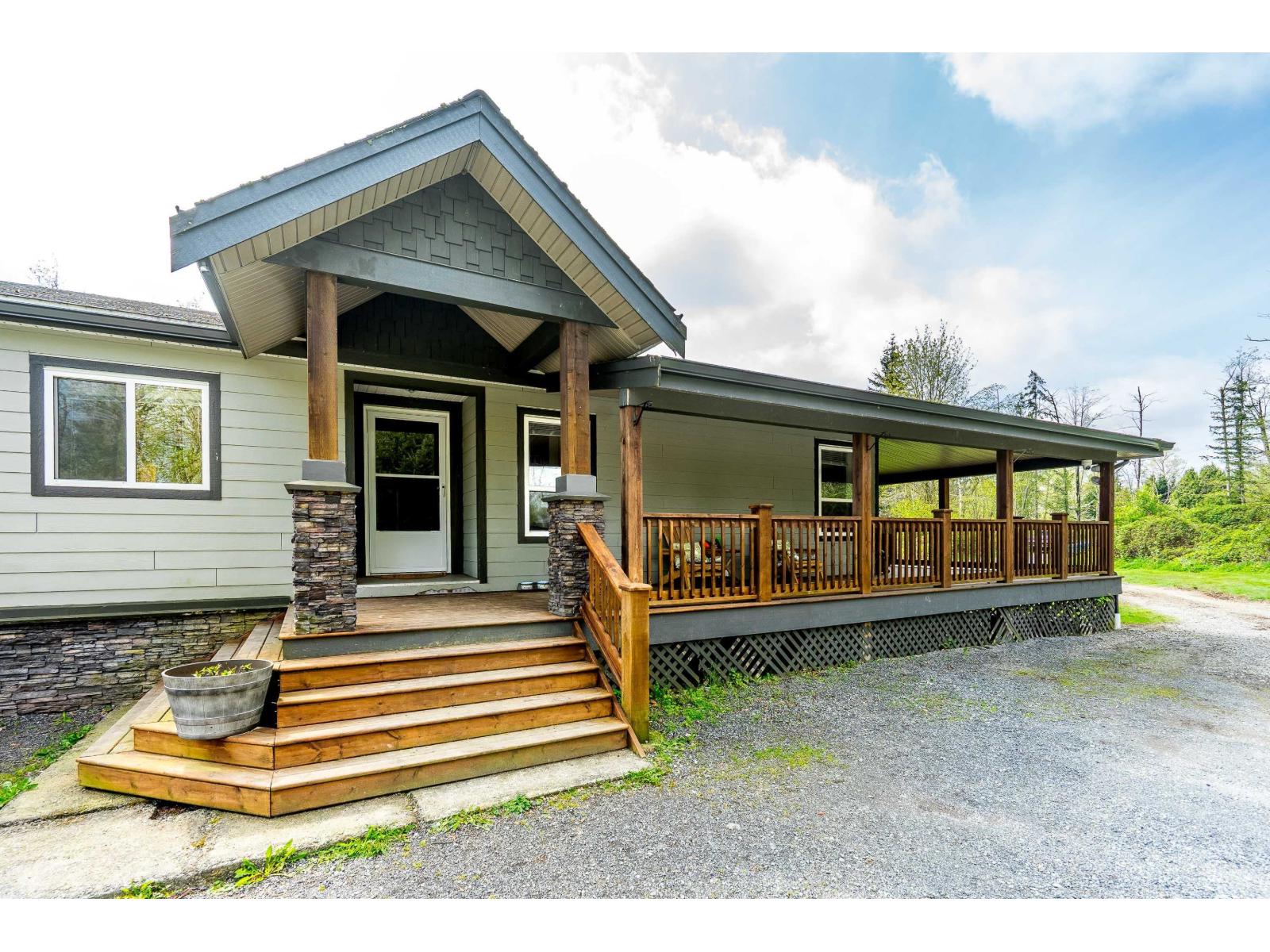 24548 21b Avenue Property Photo 9