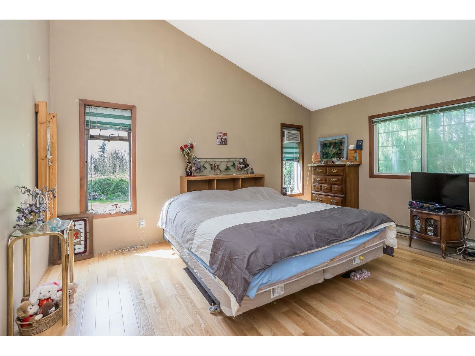 24548 21b Avenue Property Photo 31