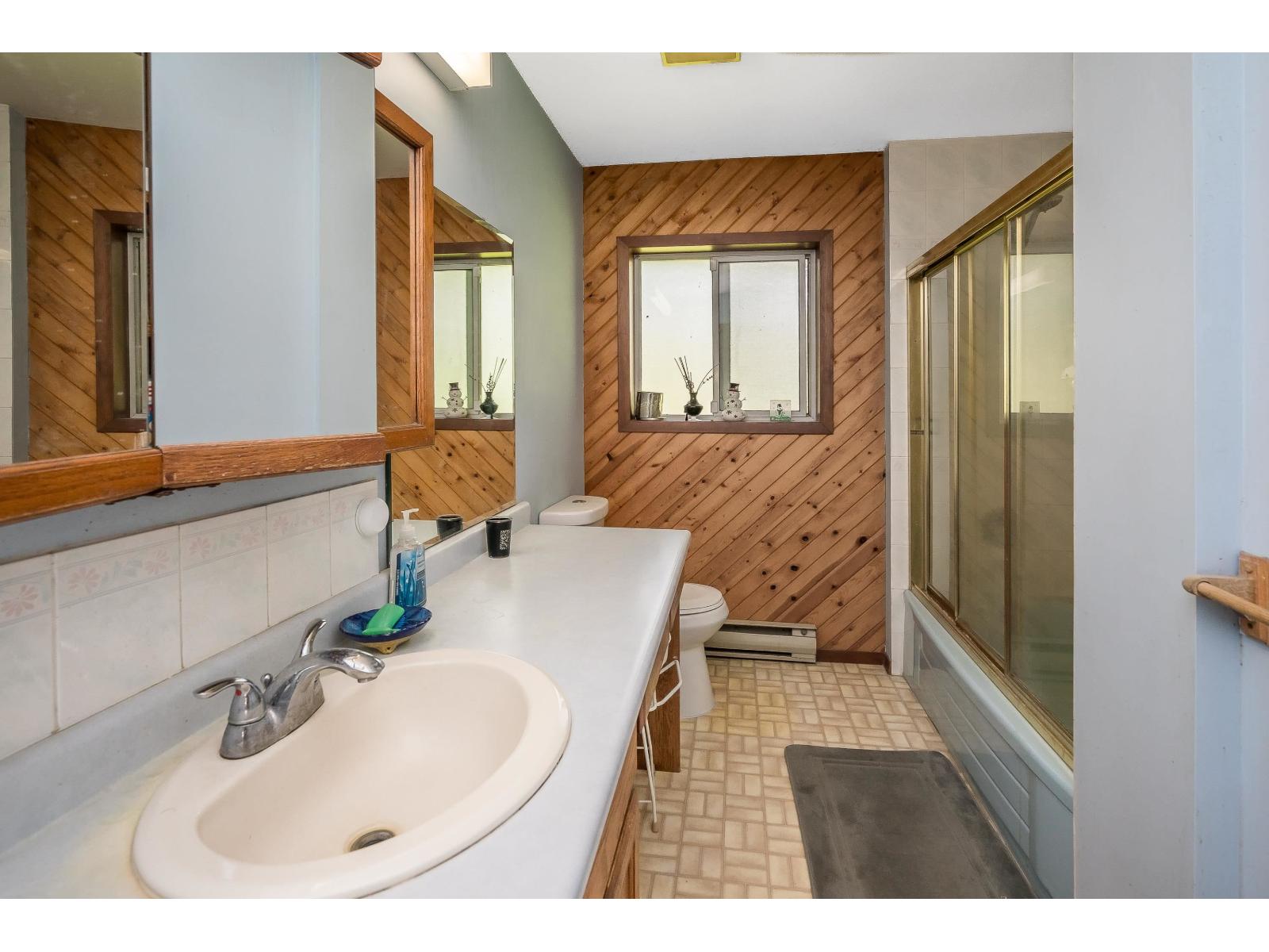 24548 21b Avenue Property Photo 35