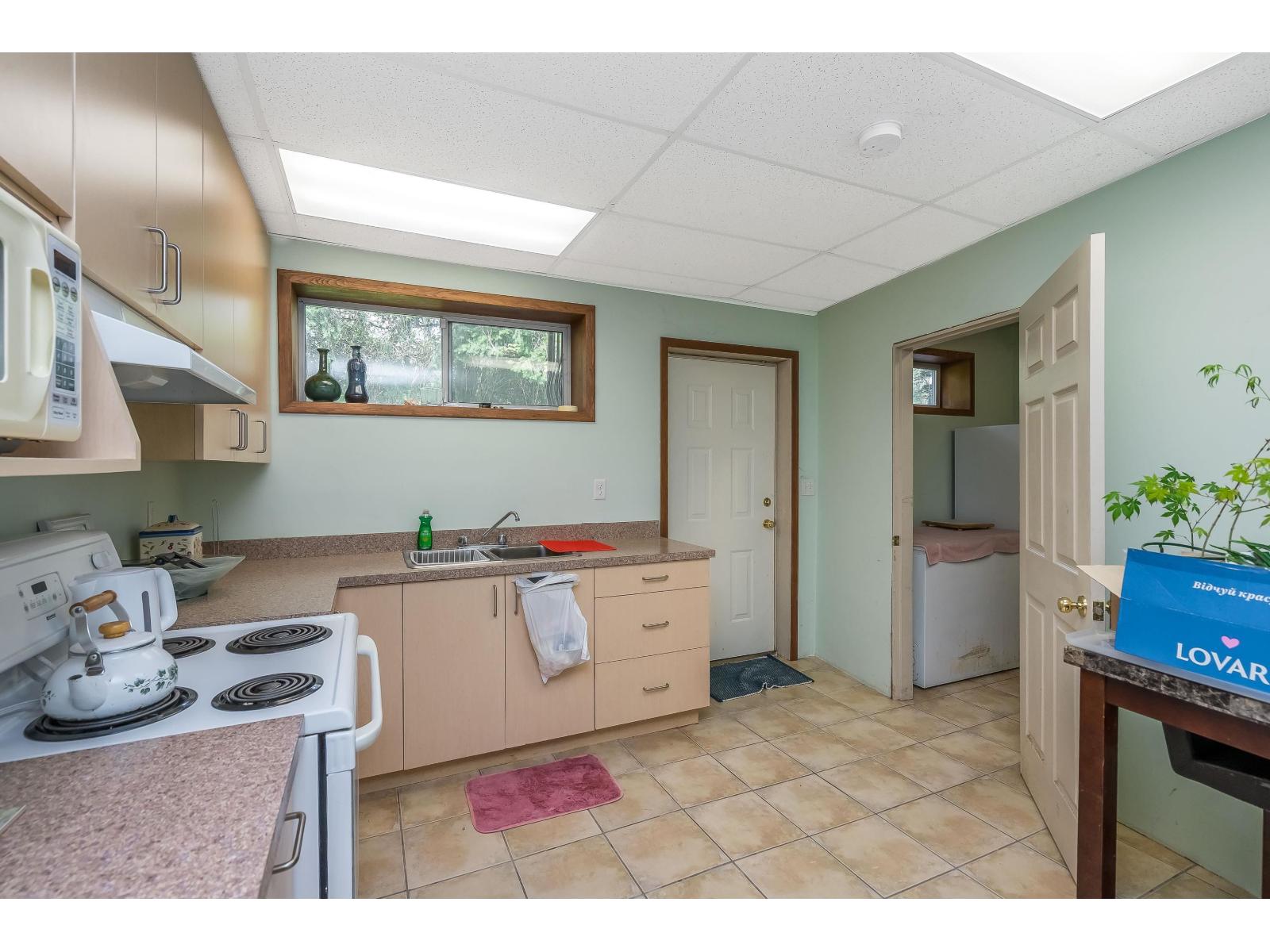24548 21b Avenue Property Photo 37