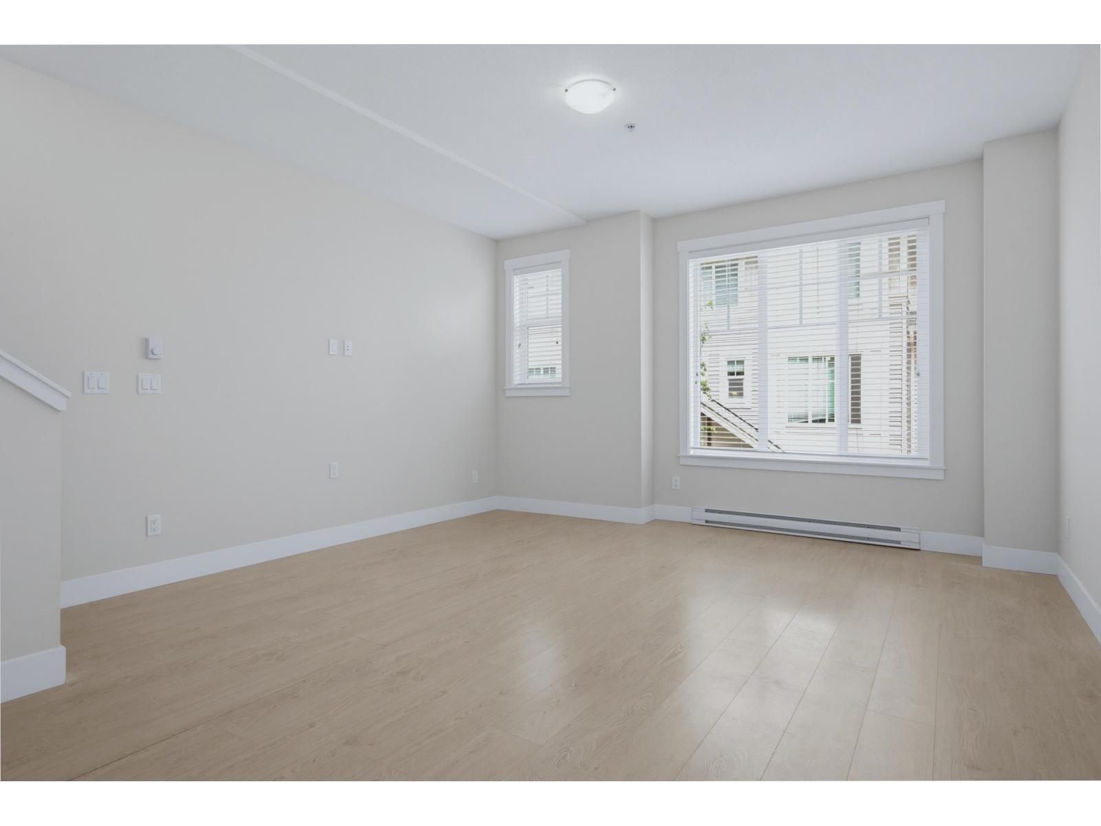 46 20498 82 Avenue Property Photo 7