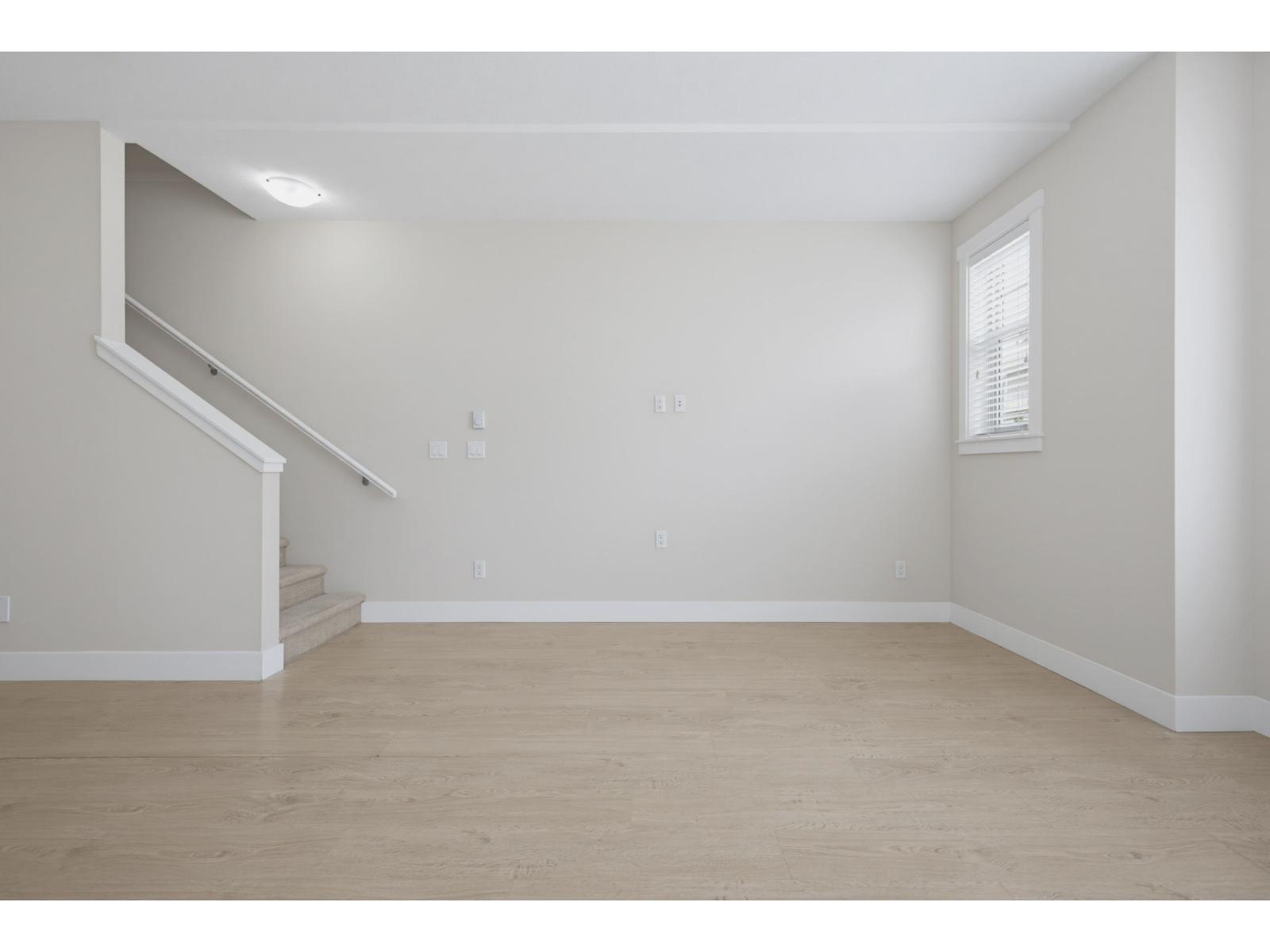 46 20498 82 Avenue Property Photo 8