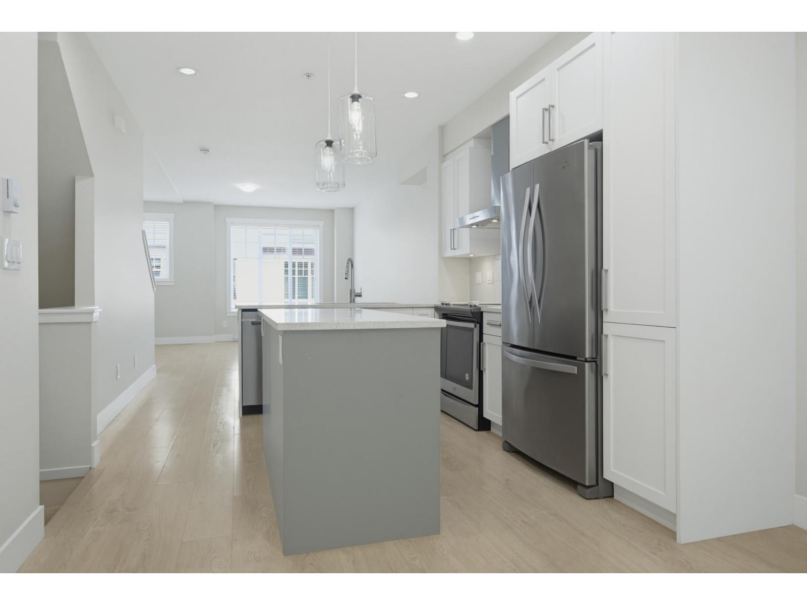 46 20498 82 Avenue Property Photo 14