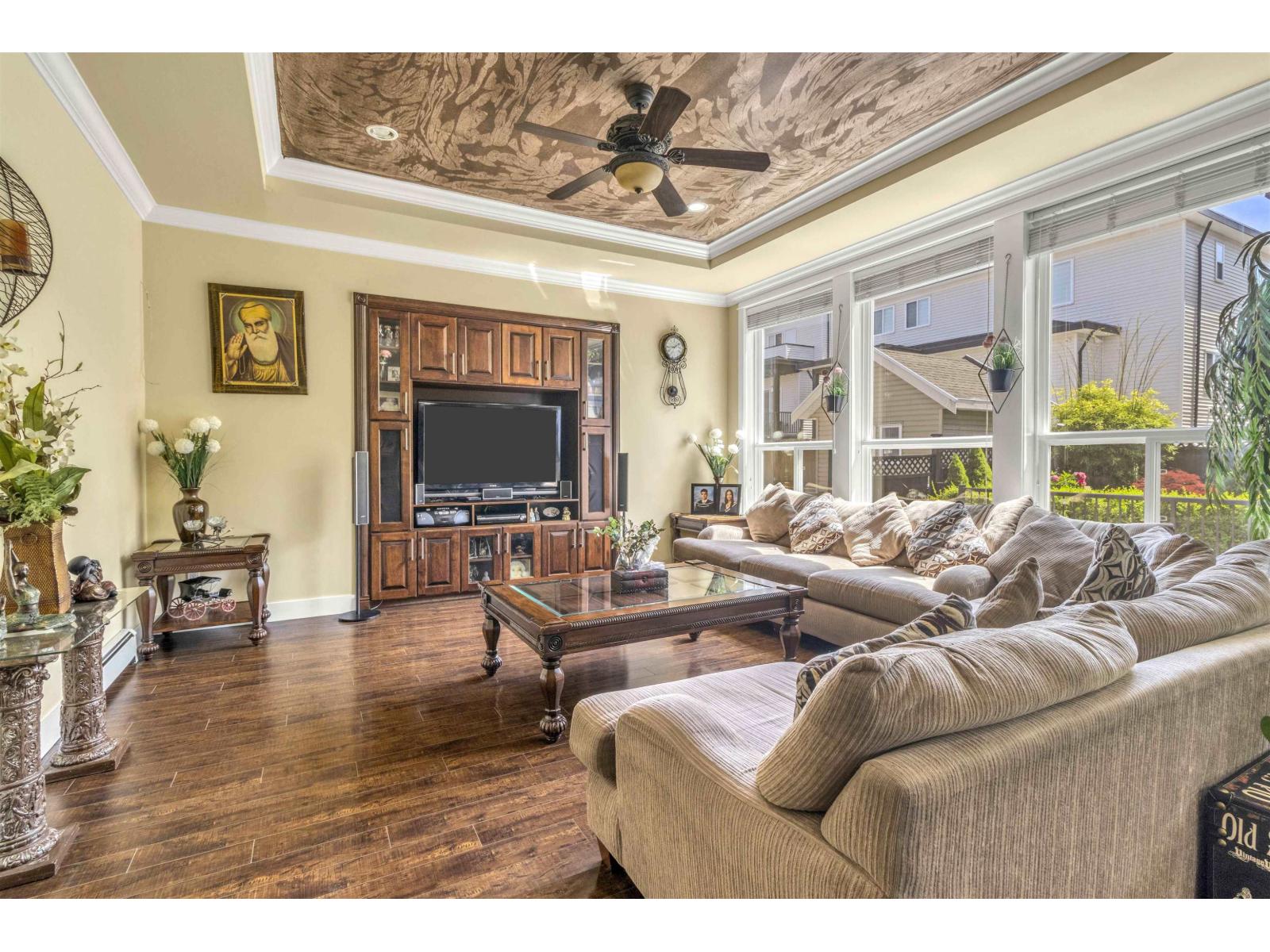 14706 63 Avenue Property Photo 13