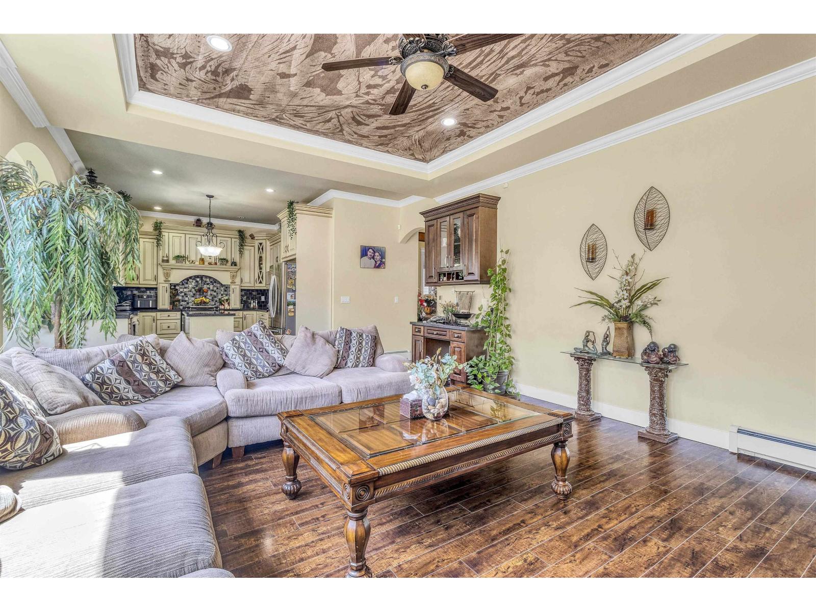 14706 63 Avenue Property Photo 15