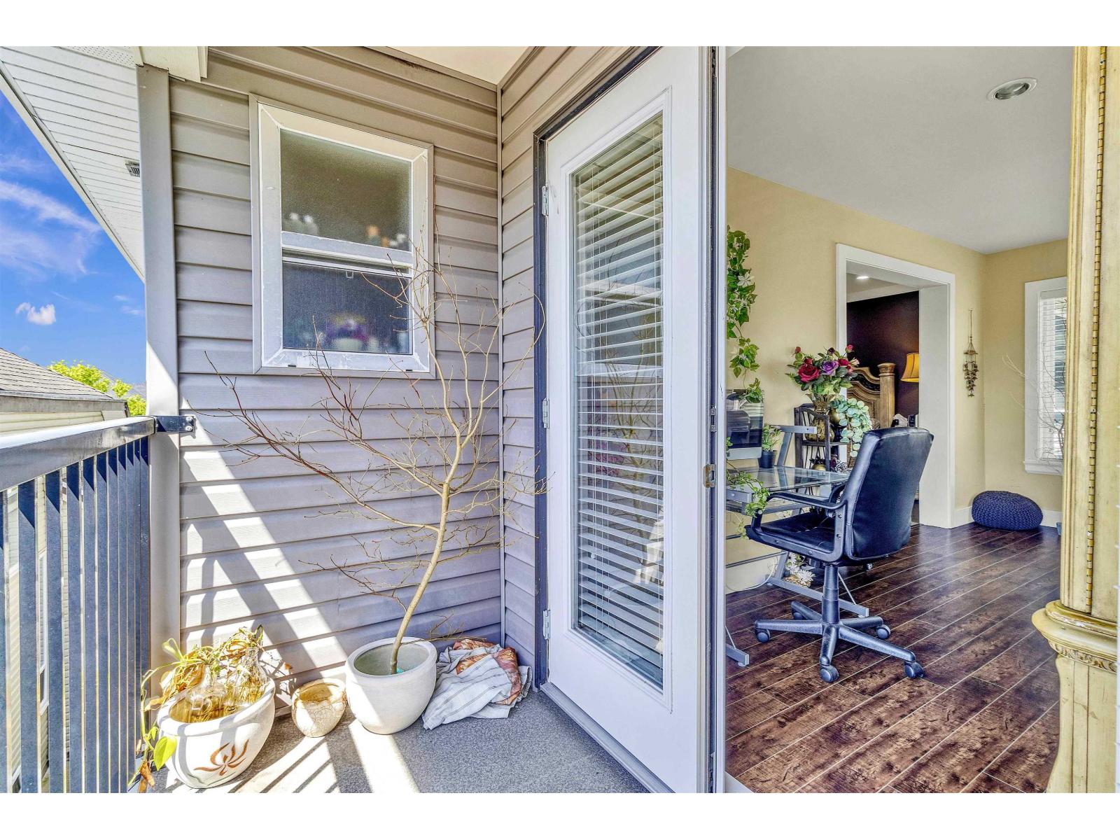 14706 63 Avenue Property Photo 28