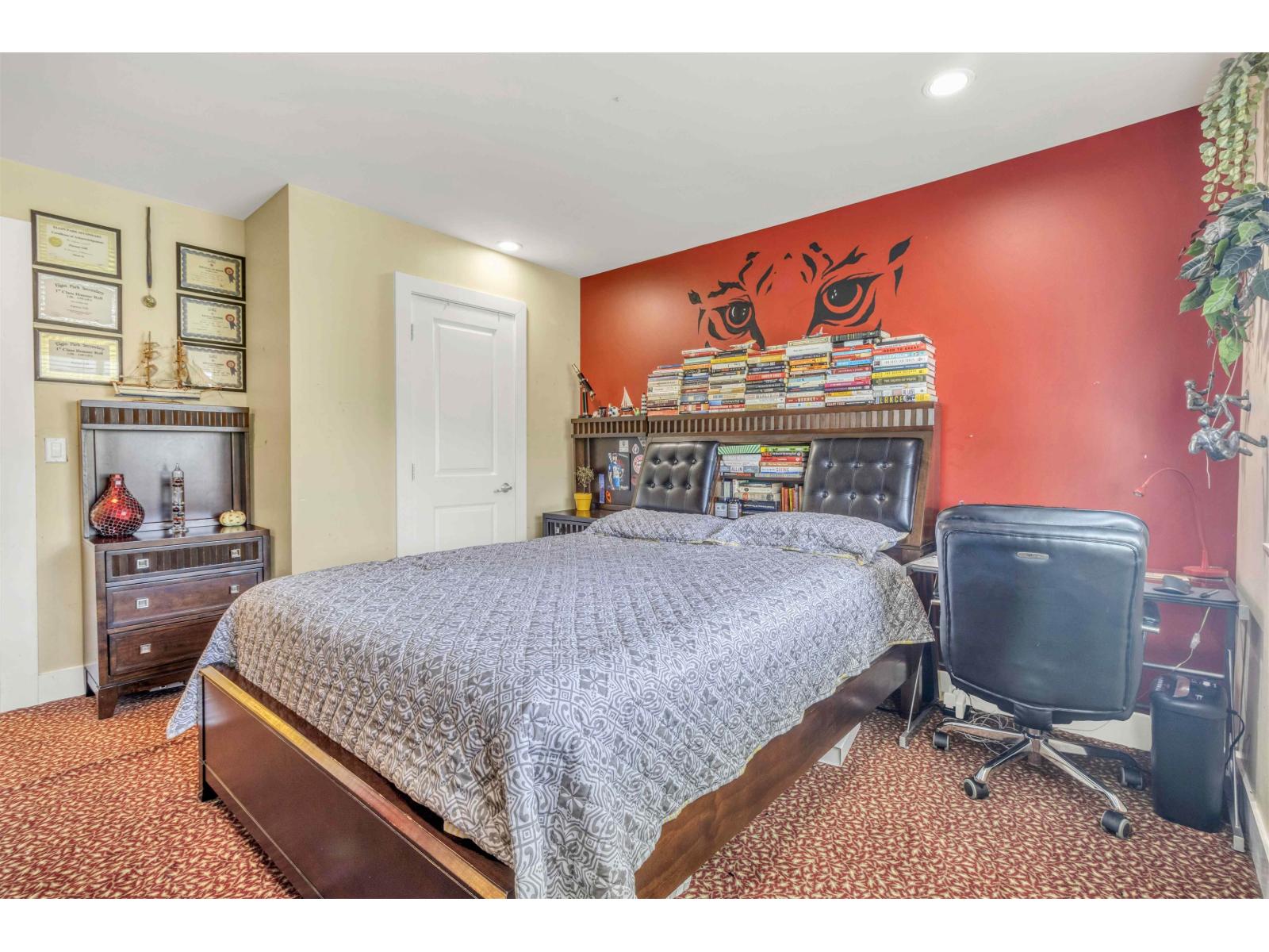 14706 63 Avenue Property Photo 31