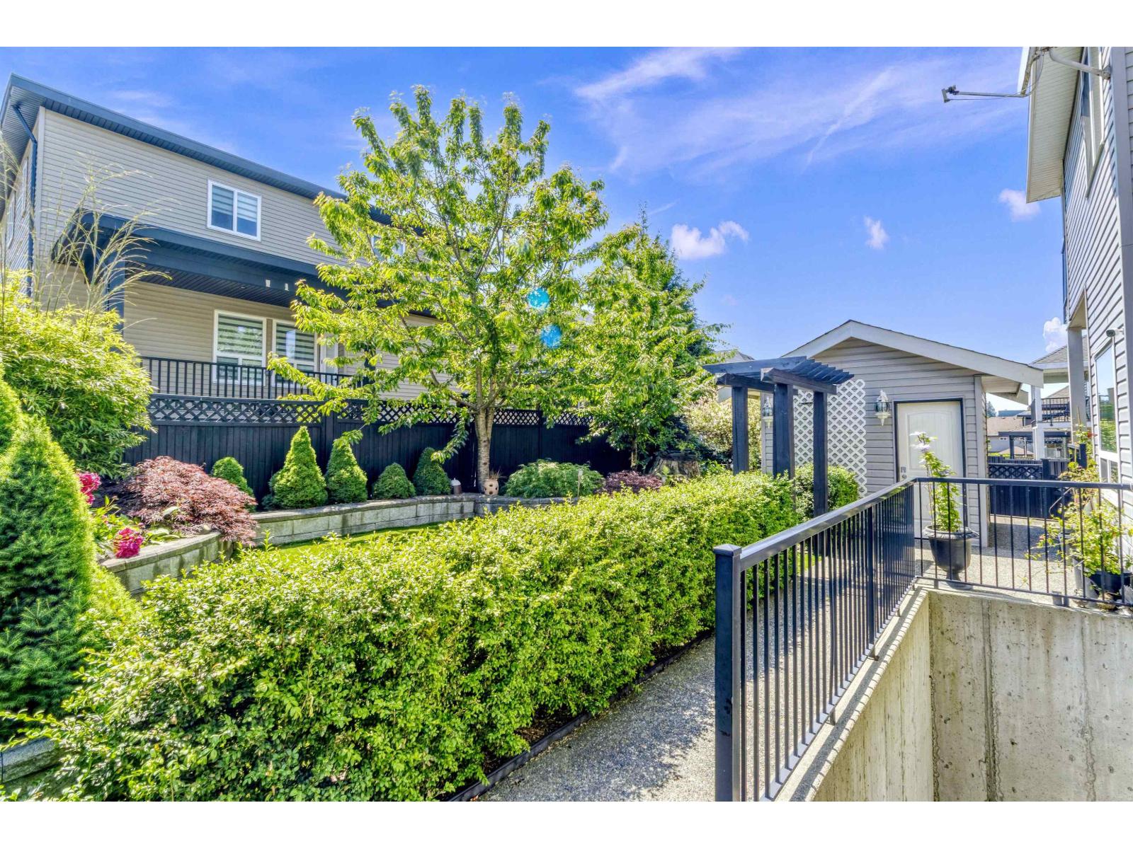 14706 63 Avenue Property Photo 36