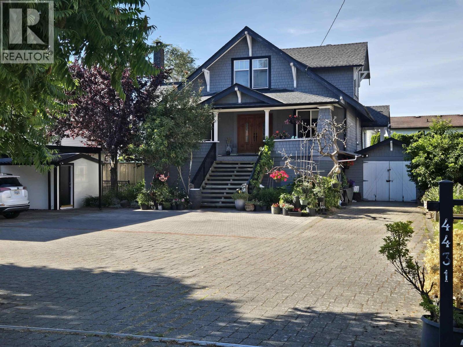 4431 Steveston Highway Property Photo 1