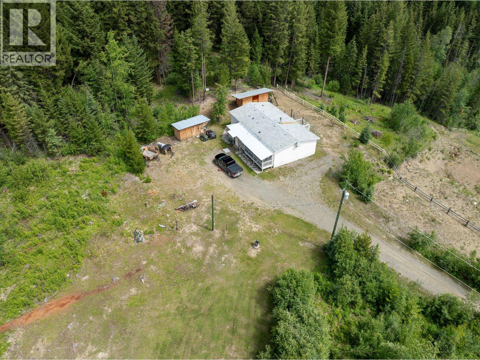 7384 Johnstone Road Property Photo 9