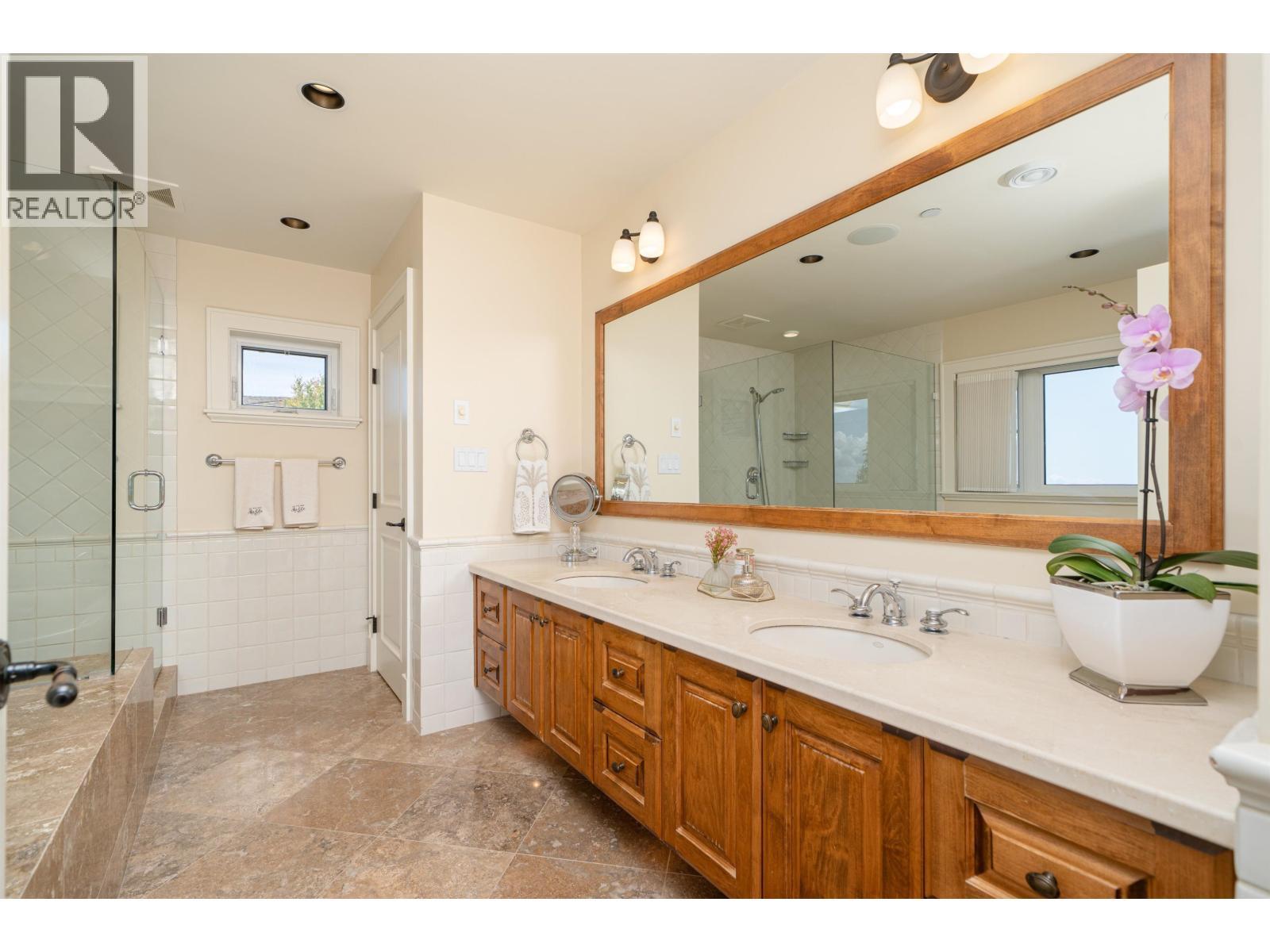 2356 Kadlec Court Property Photo 24