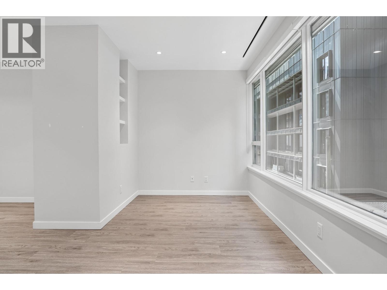 410 1177 Hornby Street Property Photo 3