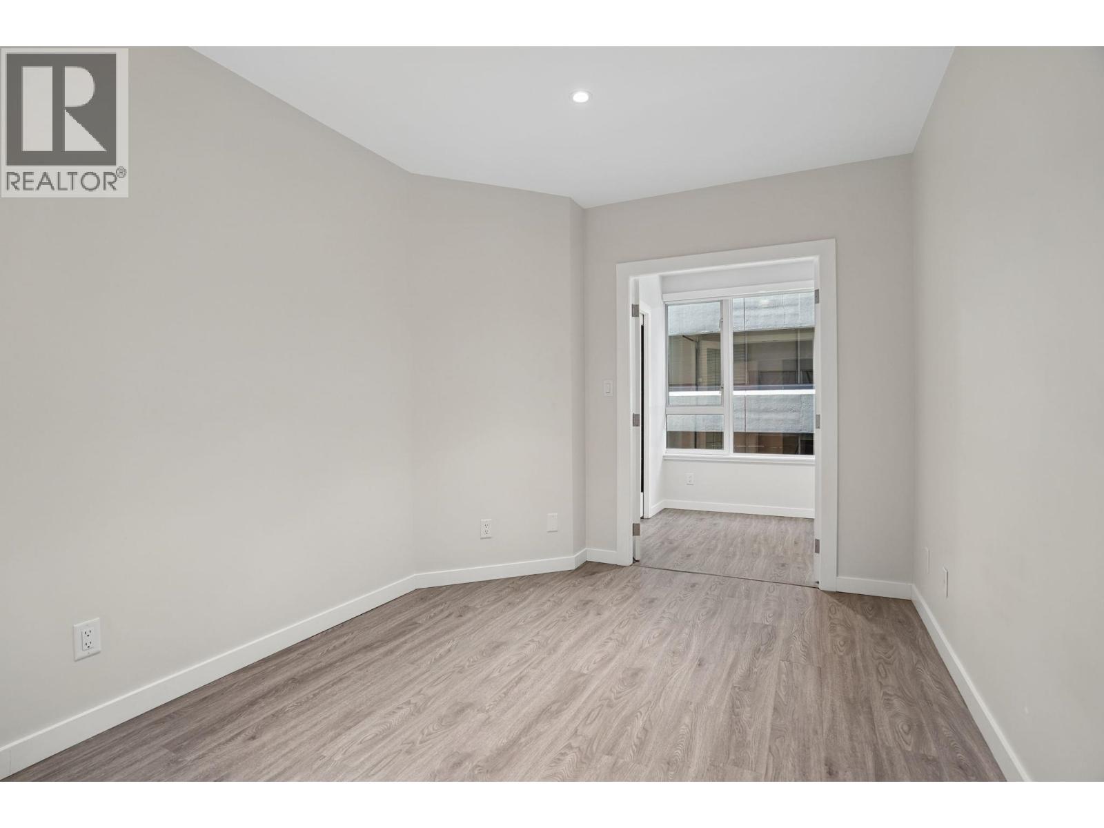 410 1177 Hornby Street Property Photo 12
