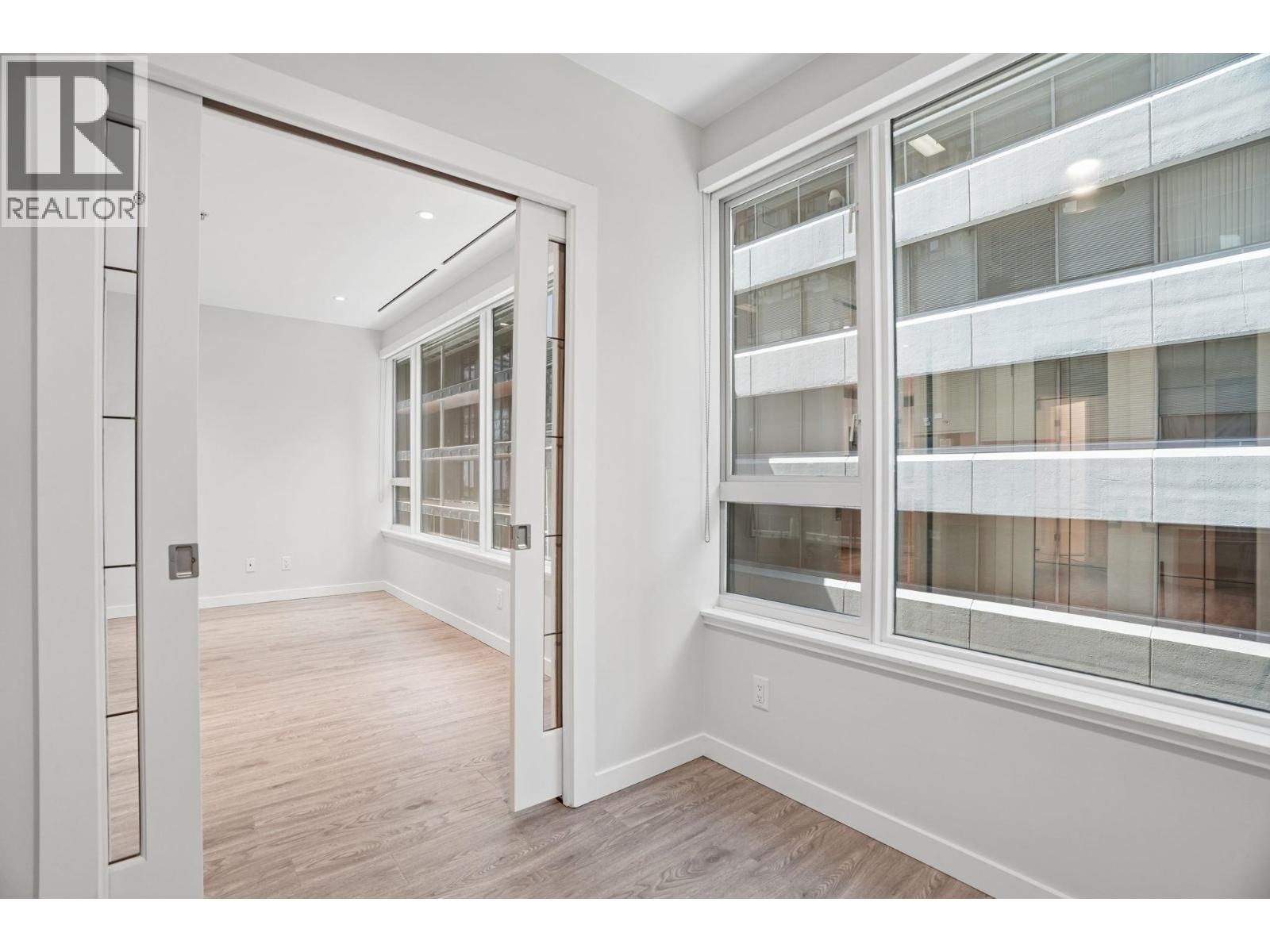 410 1177 Hornby Street Property Photo 14