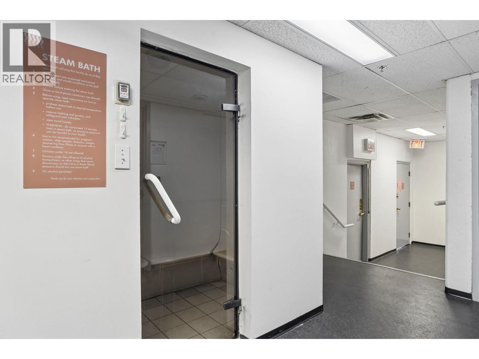 410 1177 Hornby Street Property Photo 18