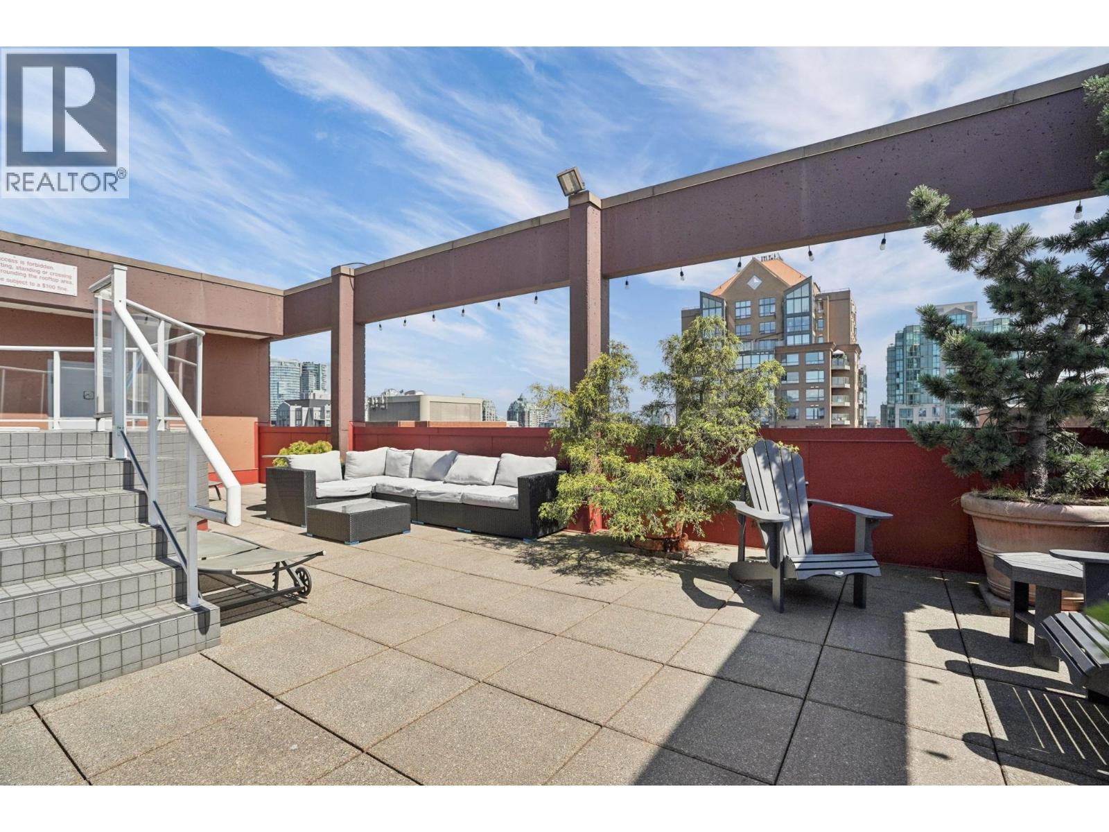 410 1177 Hornby Street Property Photo 21