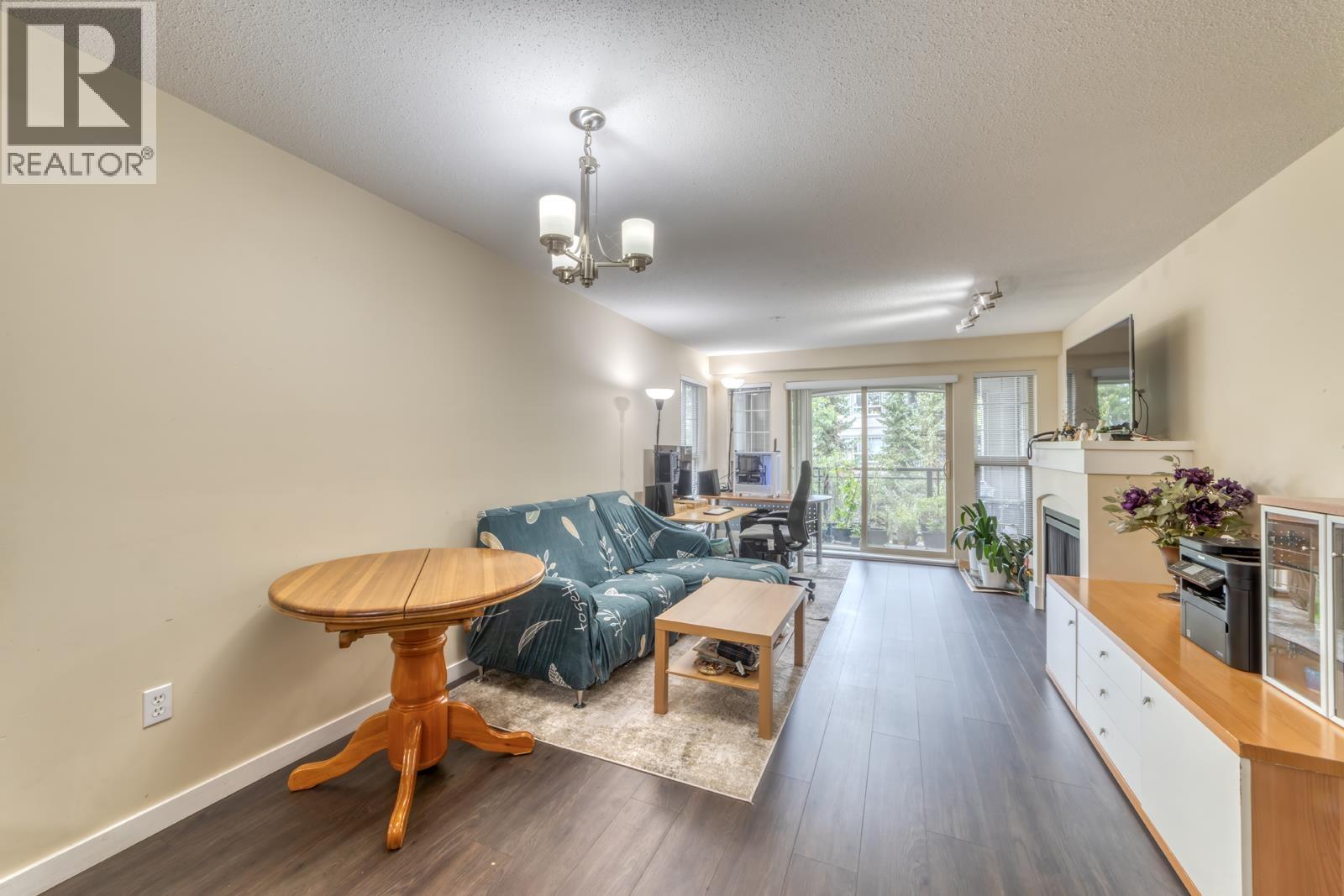 314 2958 Silver Springs Boulevard Property Photo 3