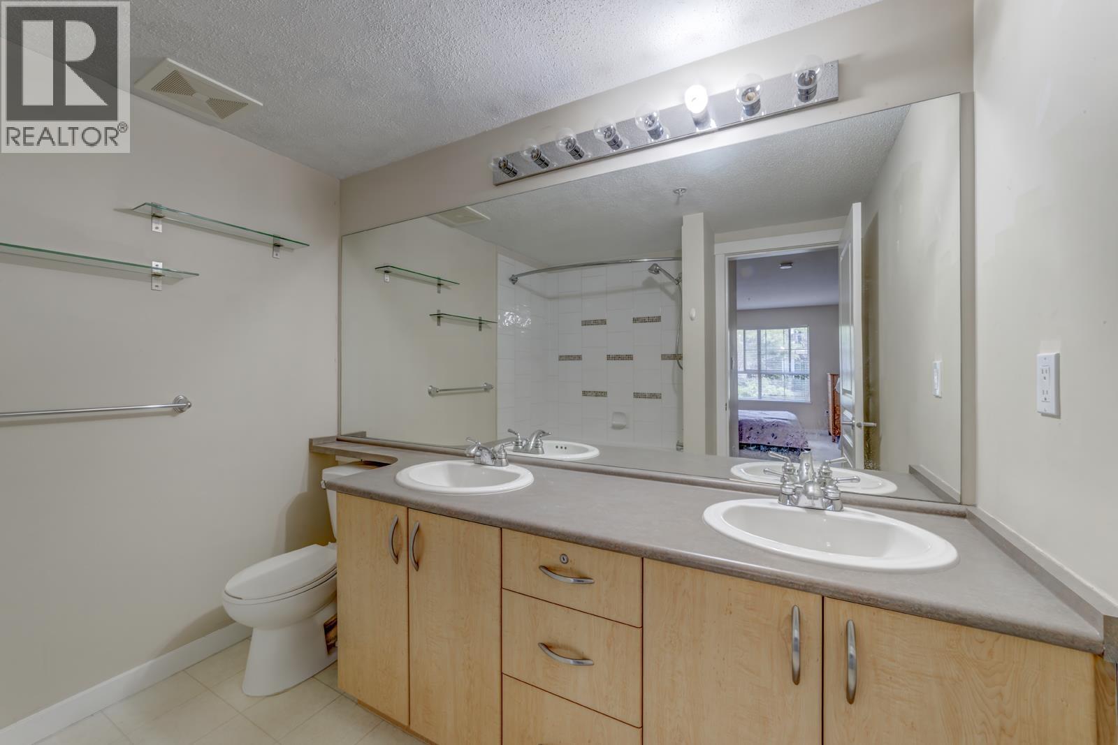 314 2958 Silver Springs Boulevard Property Photo 9