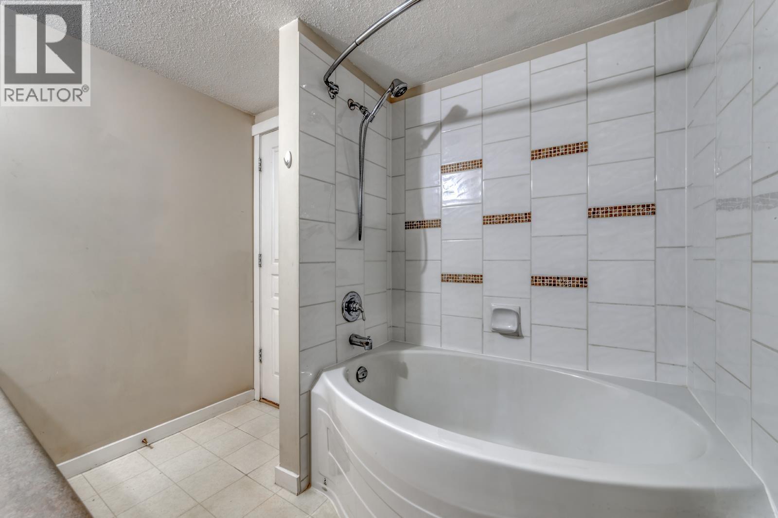 314 2958 Silver Springs Boulevard Property Photo 10