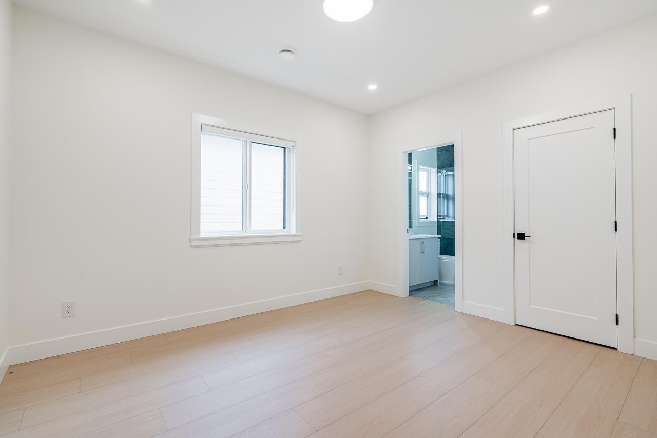 11551 80 Avenue Property Photo 15