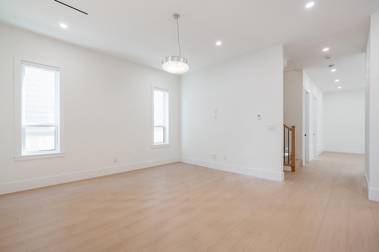 11551 80 Avenue Property Photo 24