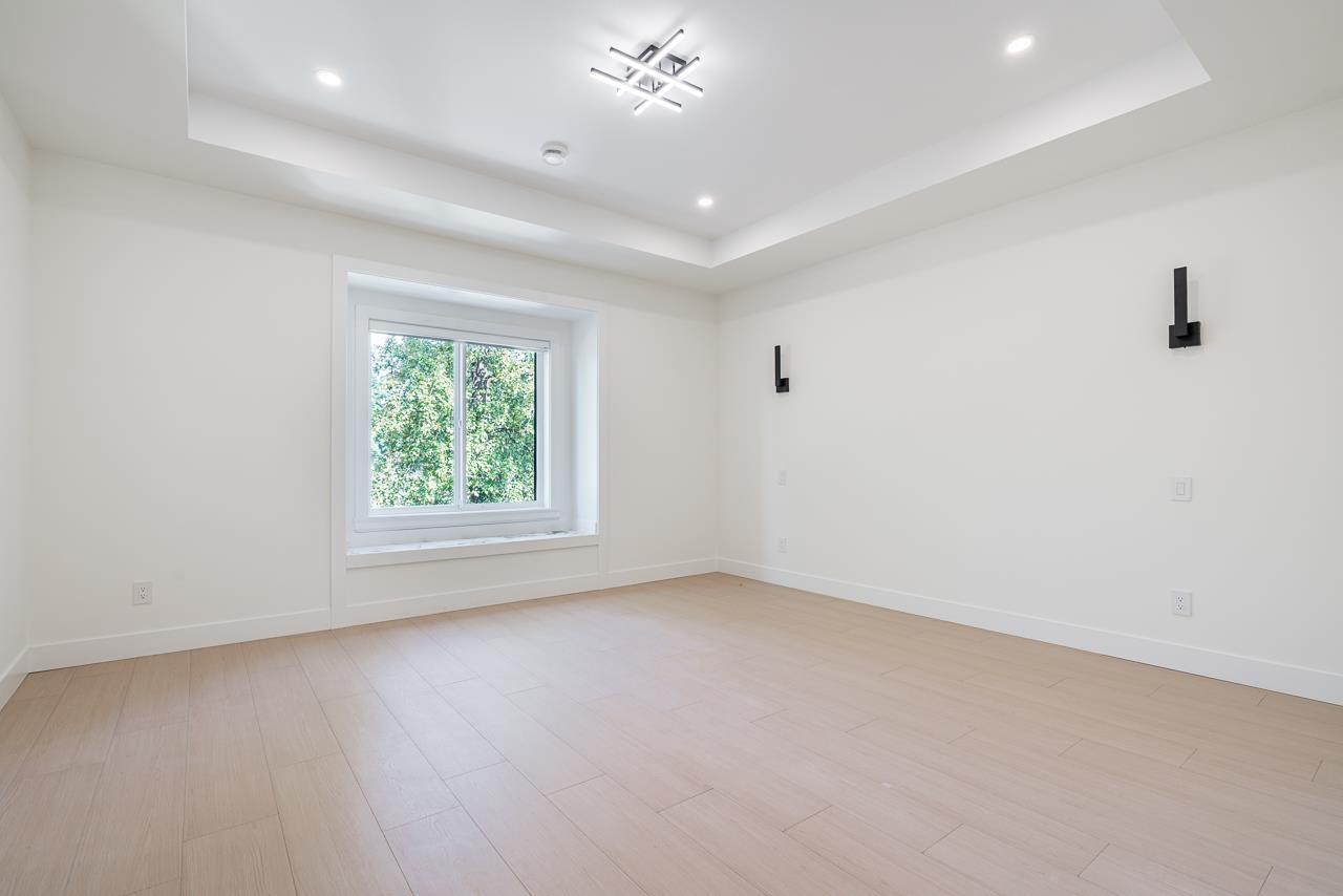 11551 80 Avenue Property Photo 28