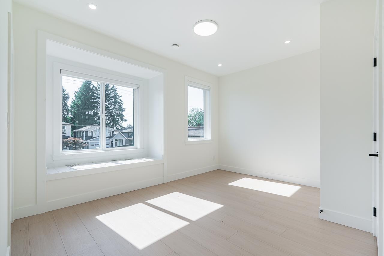 11551 80 Avenue Property Photo 29