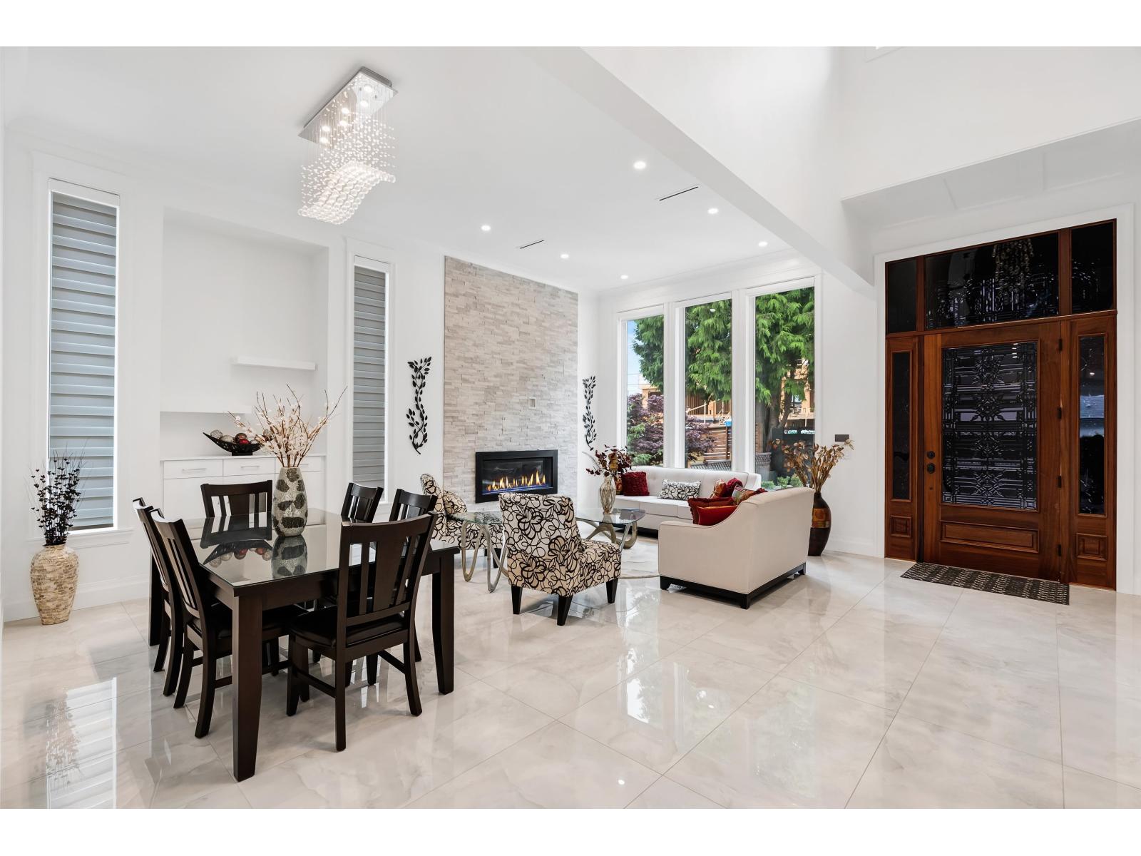 977 164 Street Property Photo 2
