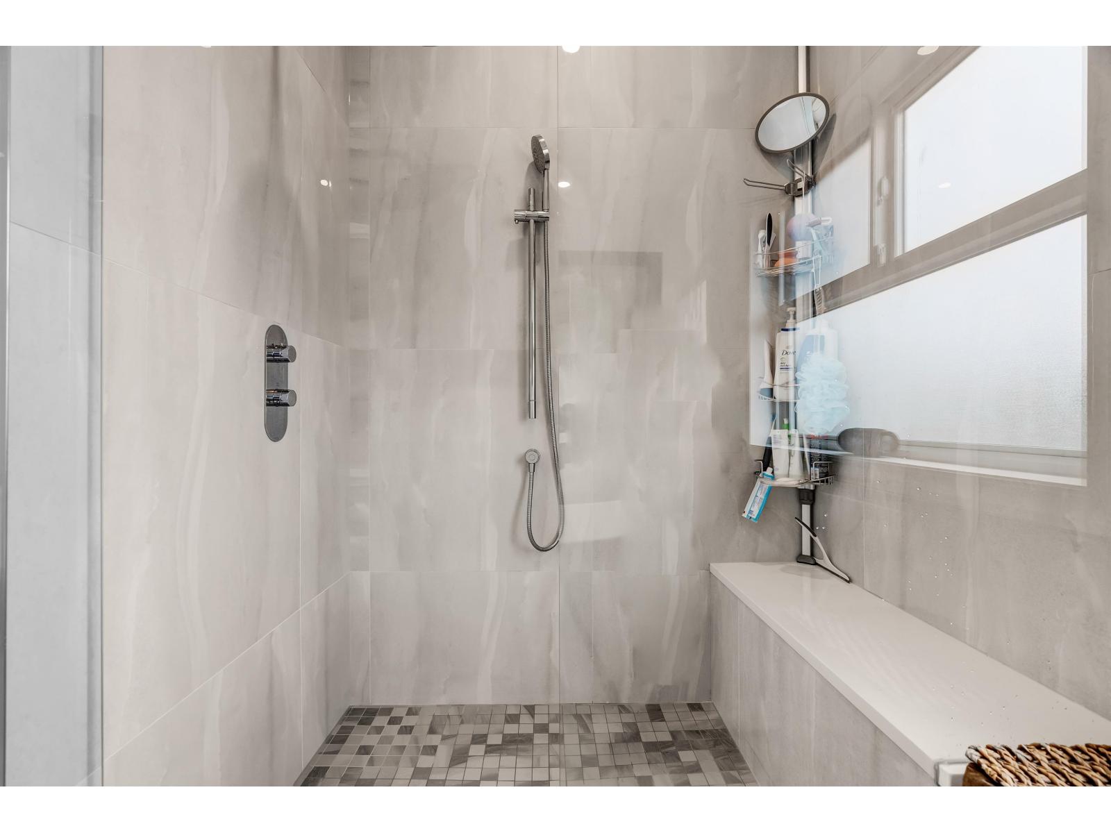 977 164 Street Property Photo 31