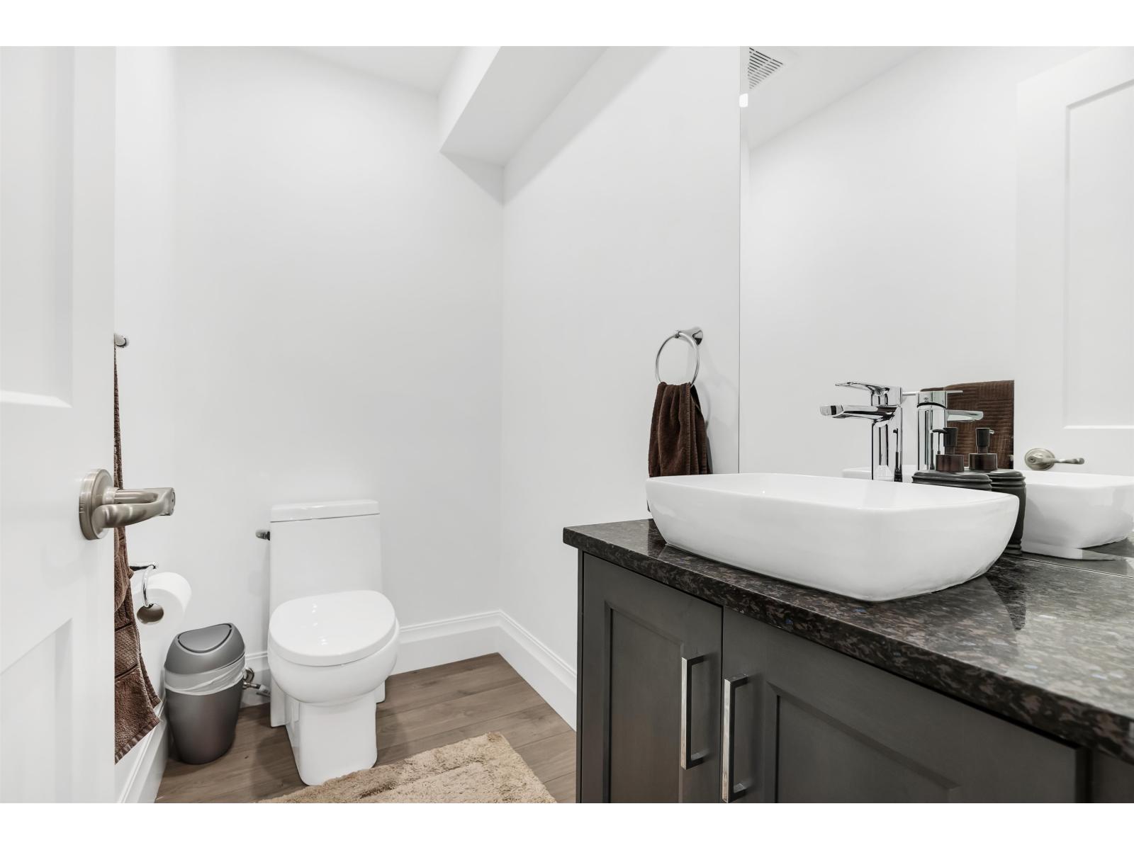 977 164 Street Property Photo 35