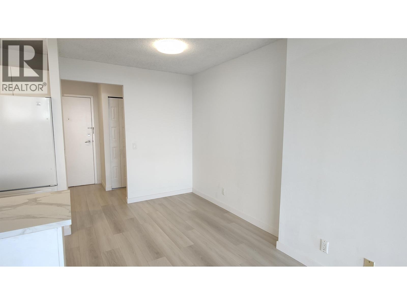 2303 3970 Carrigan Court Property Photo 10