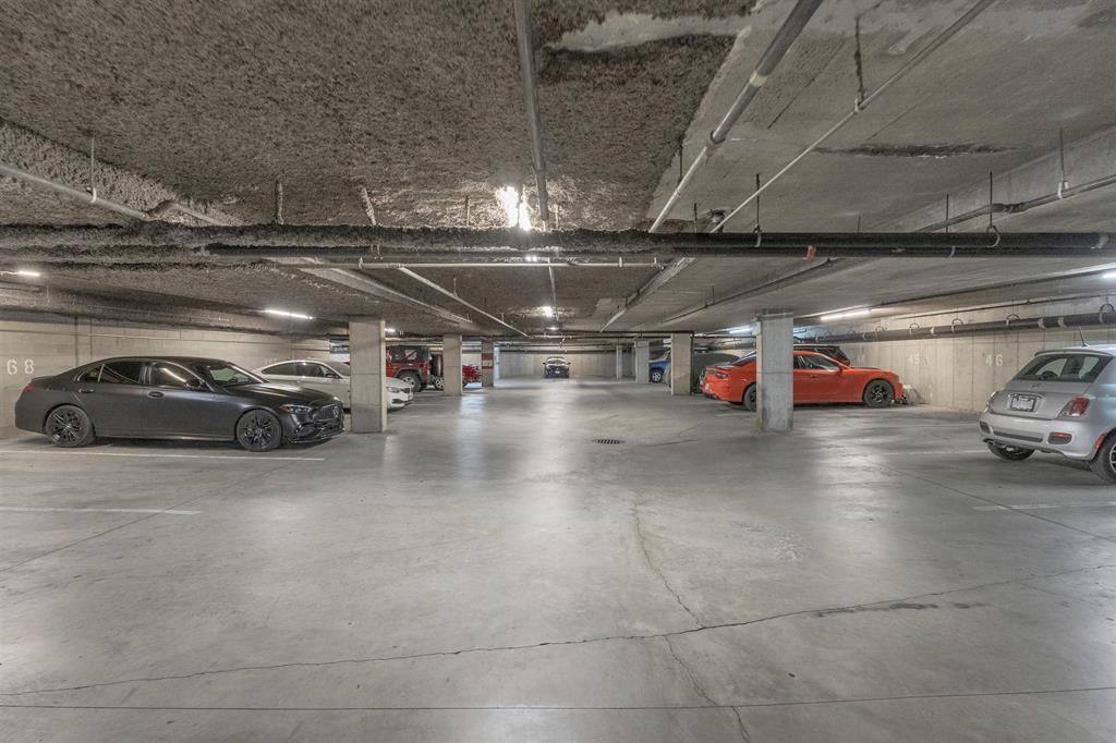 121 12101 80 Avenue Property Photo 34