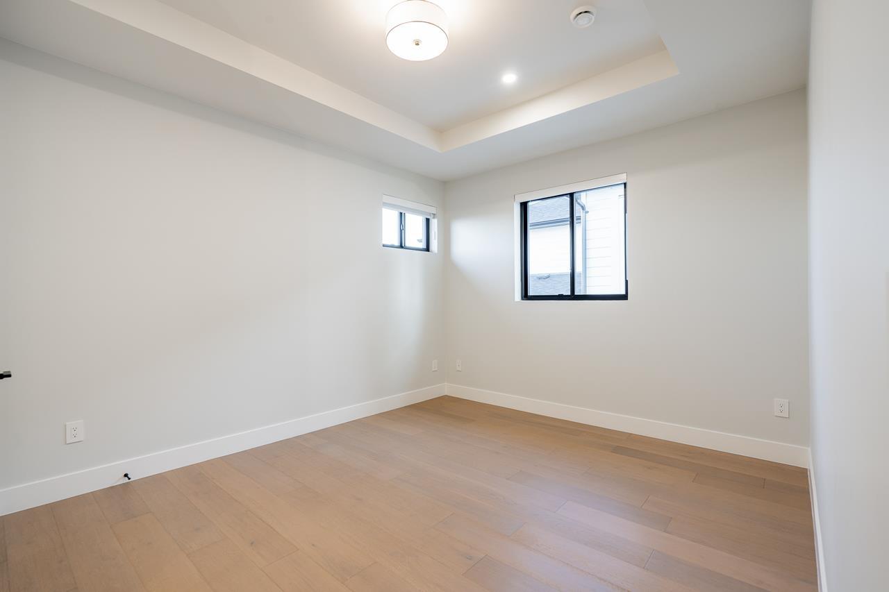 6187 164a Street Property Photo 28