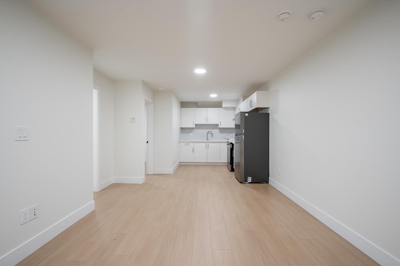 6187 164a Street Property Photo 38